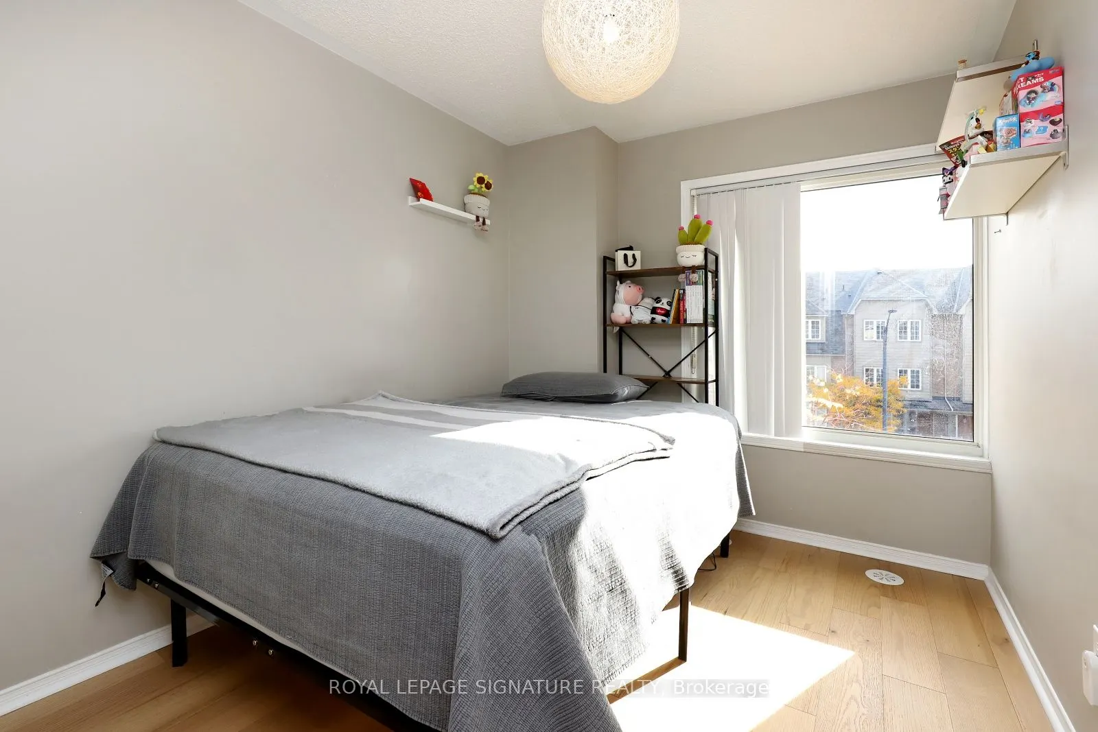 3025 Destination Drive, #9