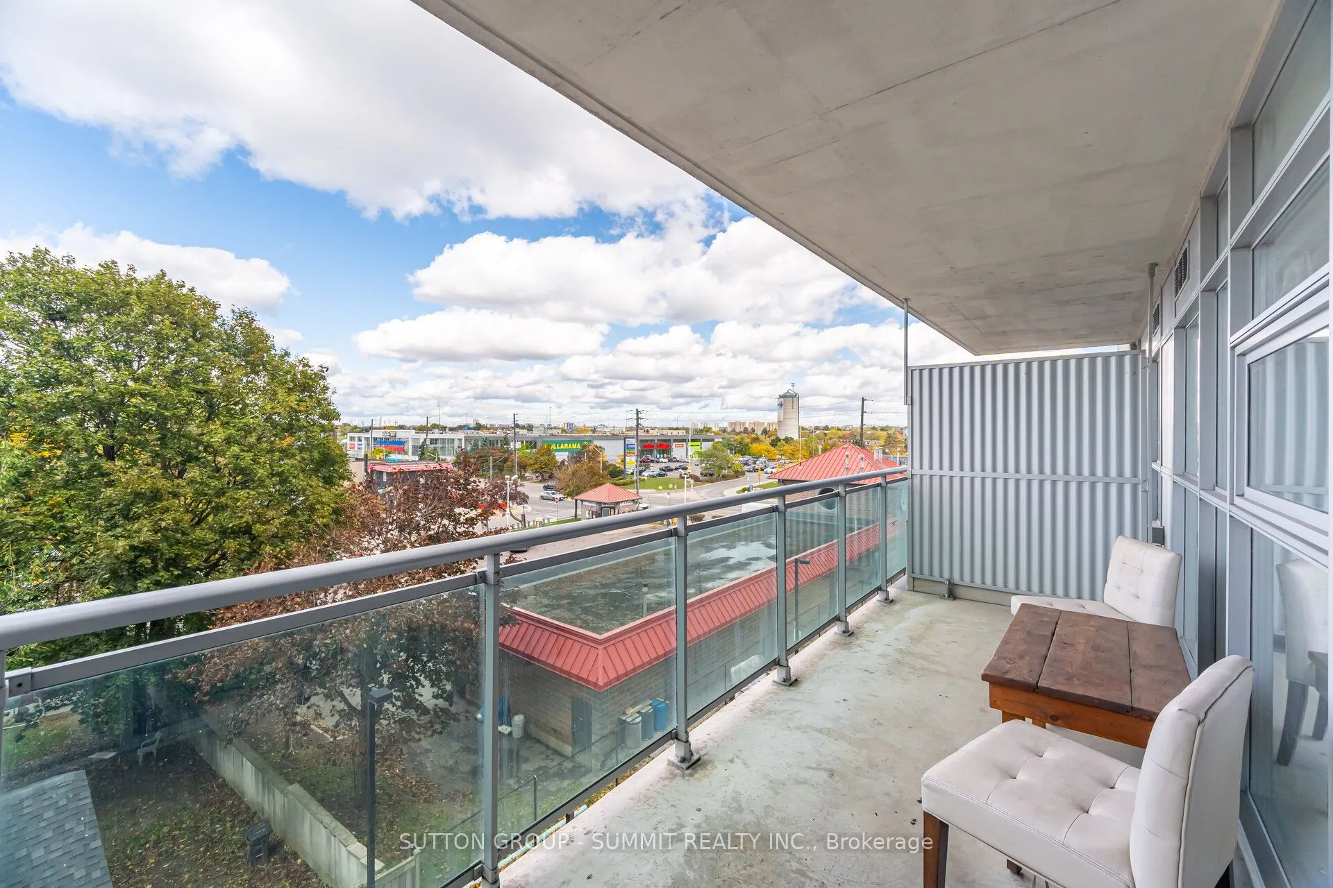 2464 WESTON Road, #401