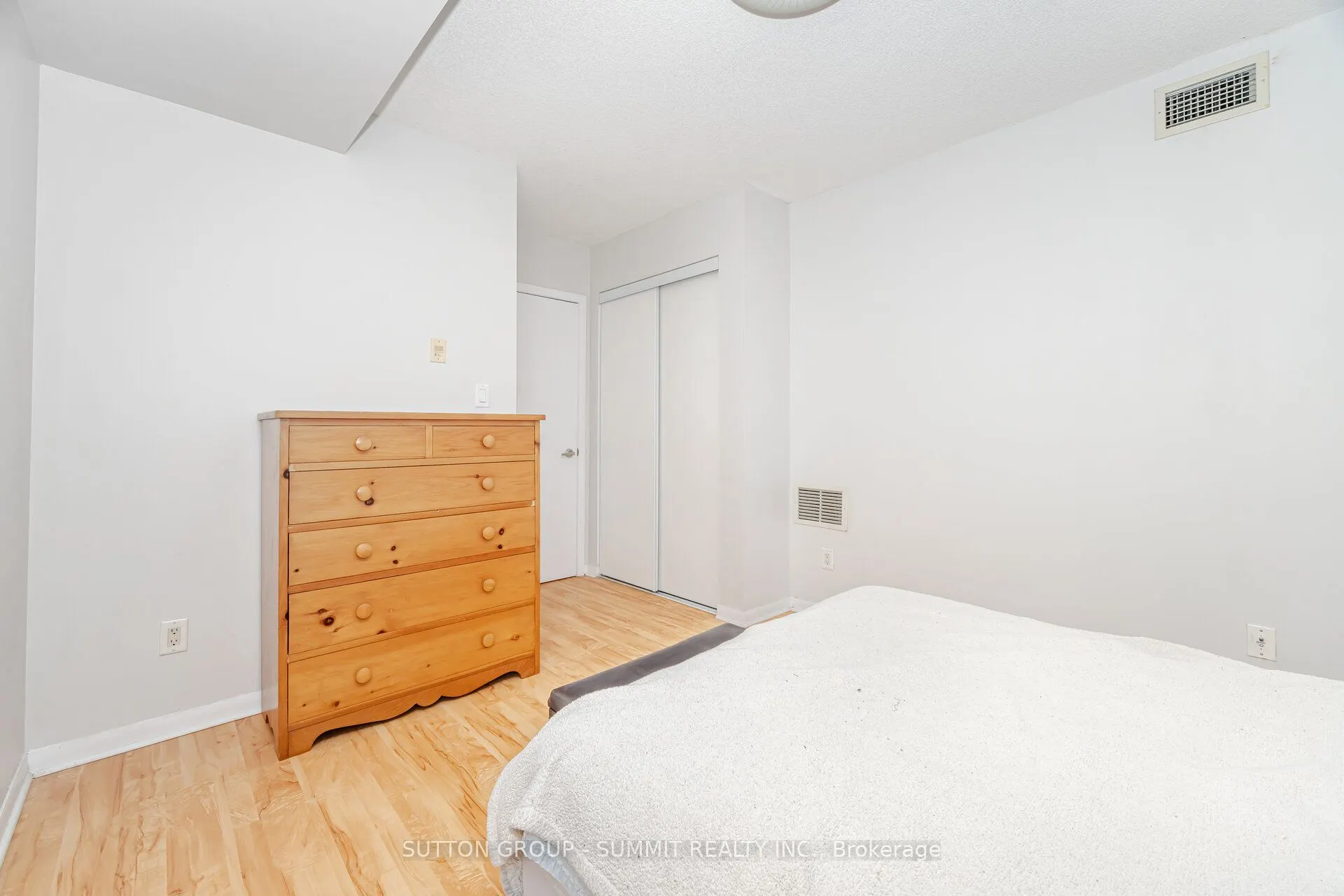 2464 WESTON Road, #401