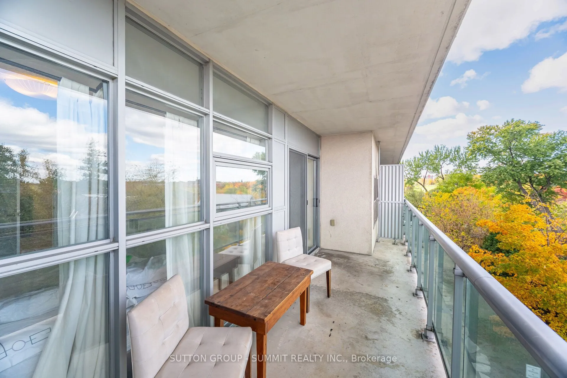 2464 WESTON Road, #401