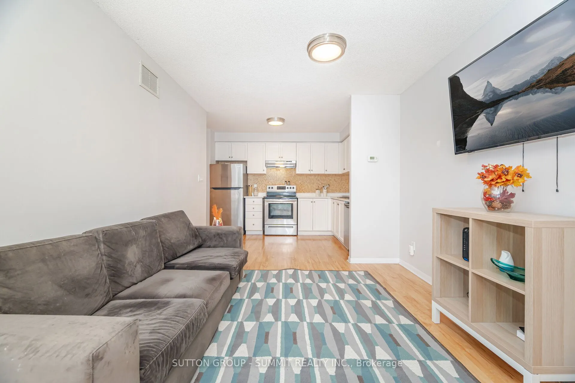 2464 WESTON Road, #401