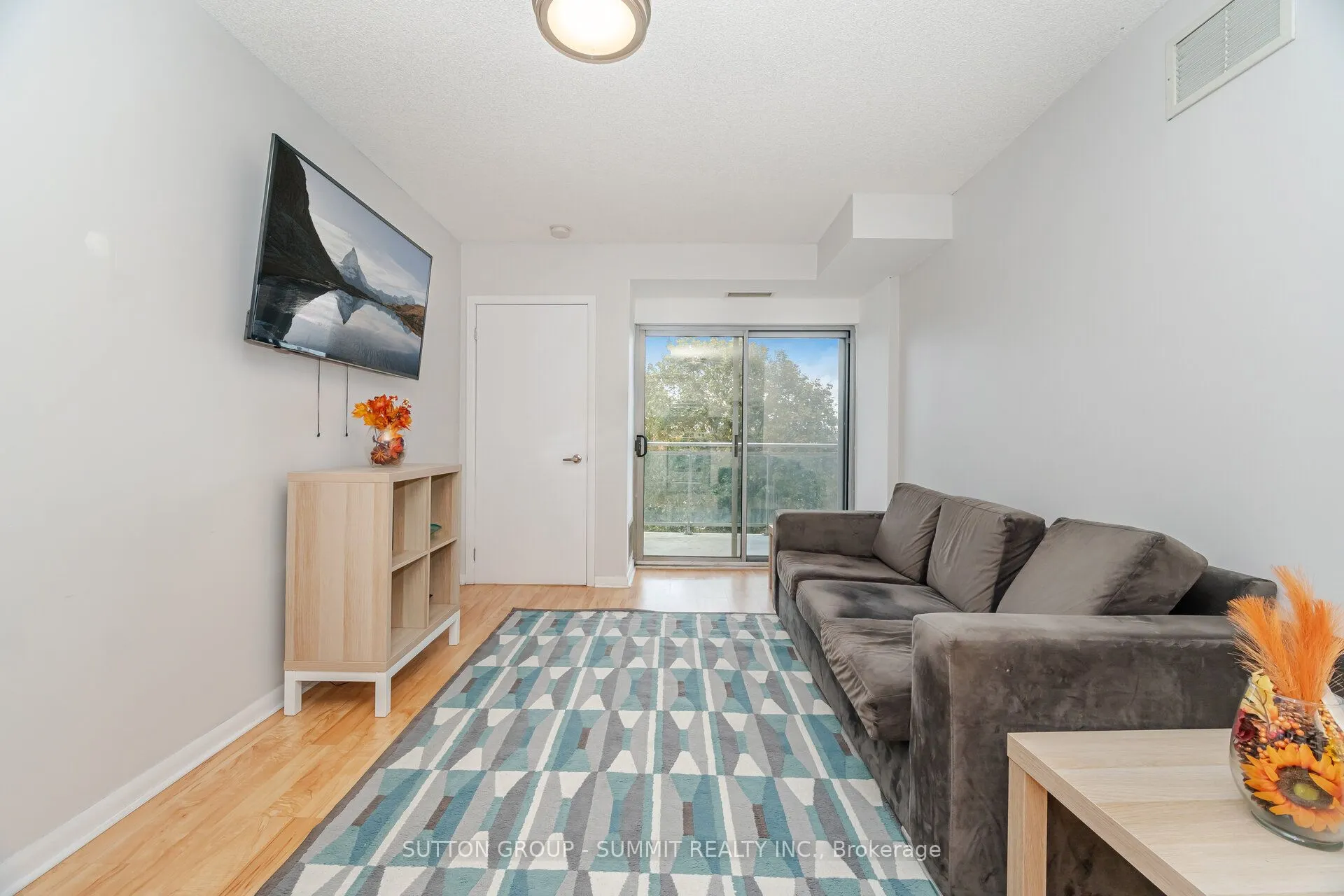 2464 WESTON Road, #401