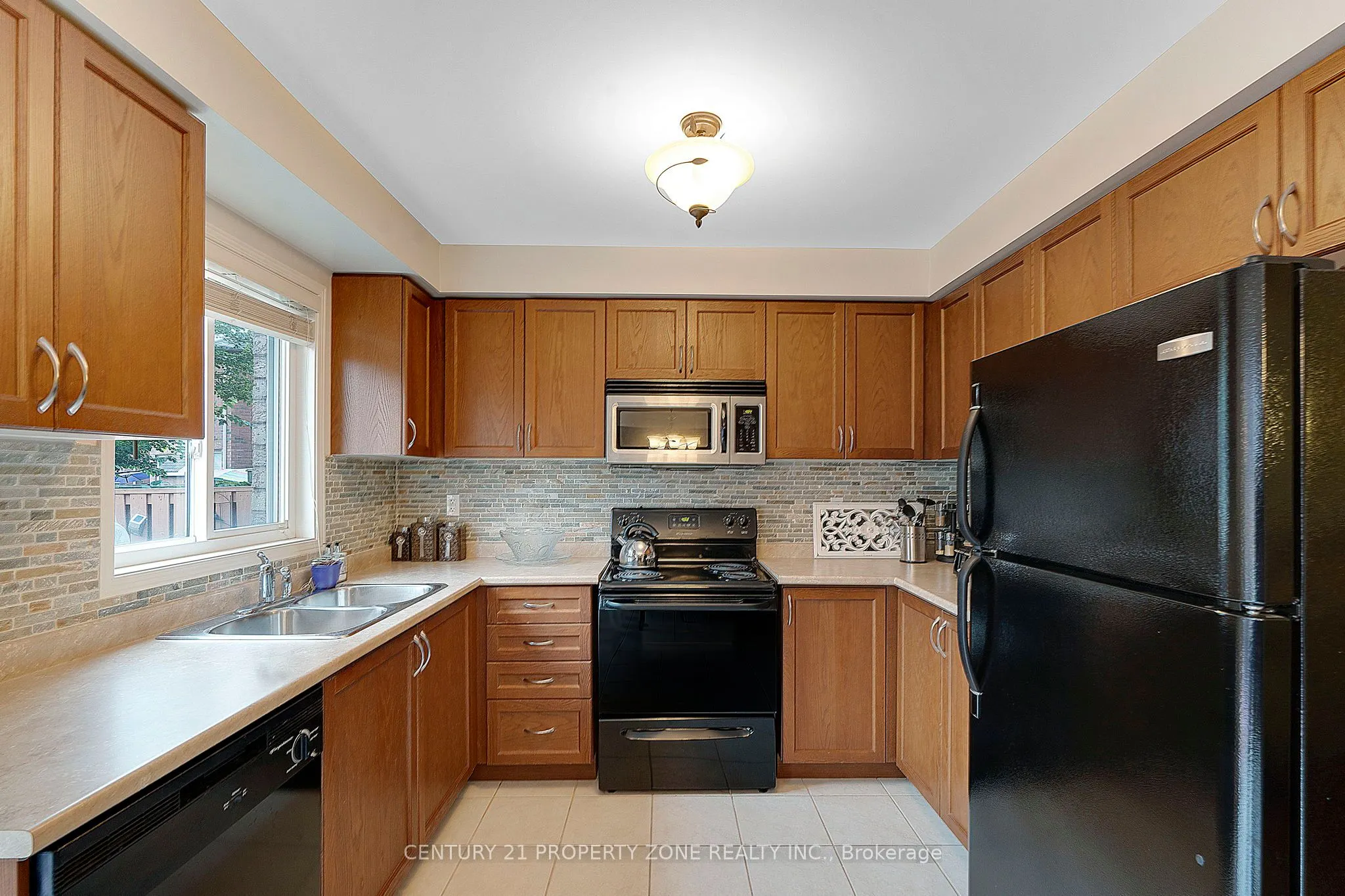 83 Spicebush Terrace