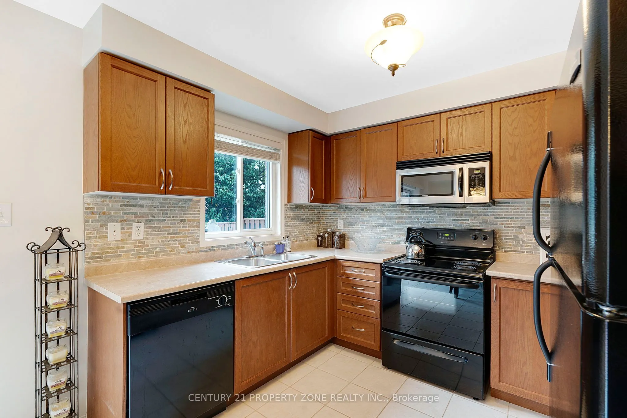 83 Spicebush Terrace