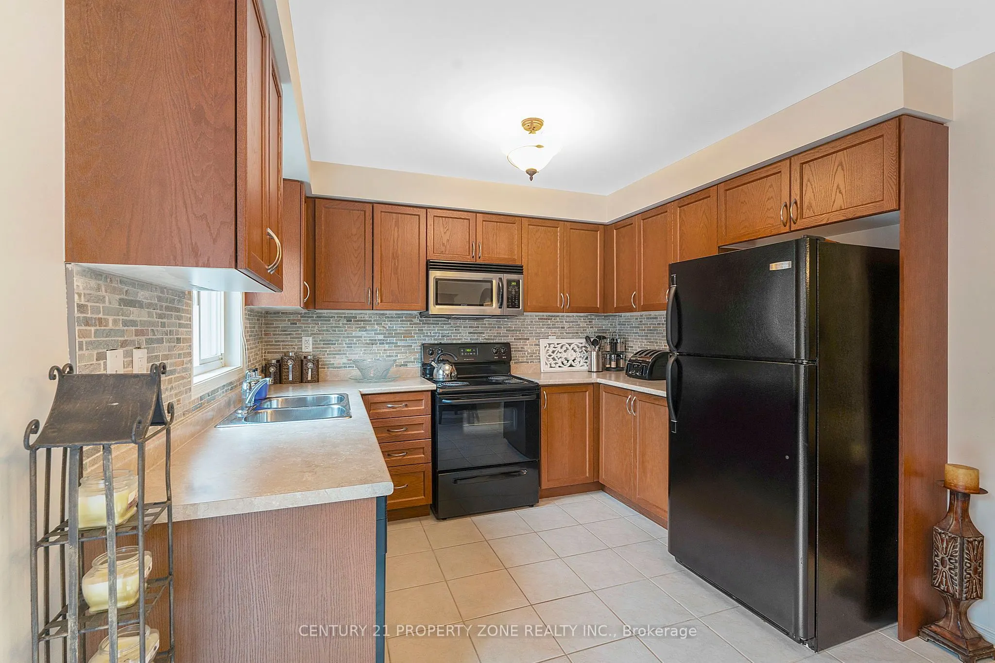 83 Spicebush Terrace