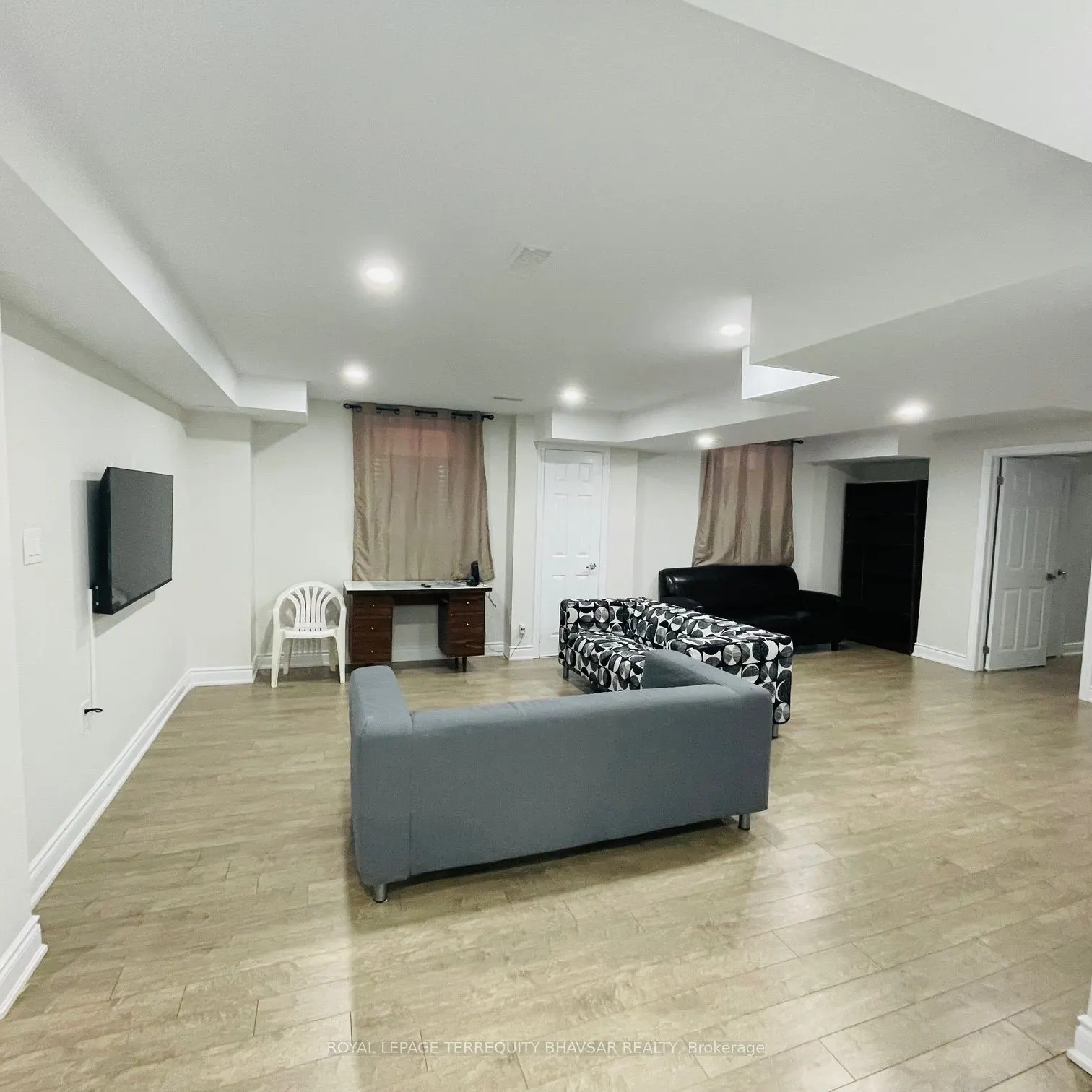 738 Twain Avenue, #Basement