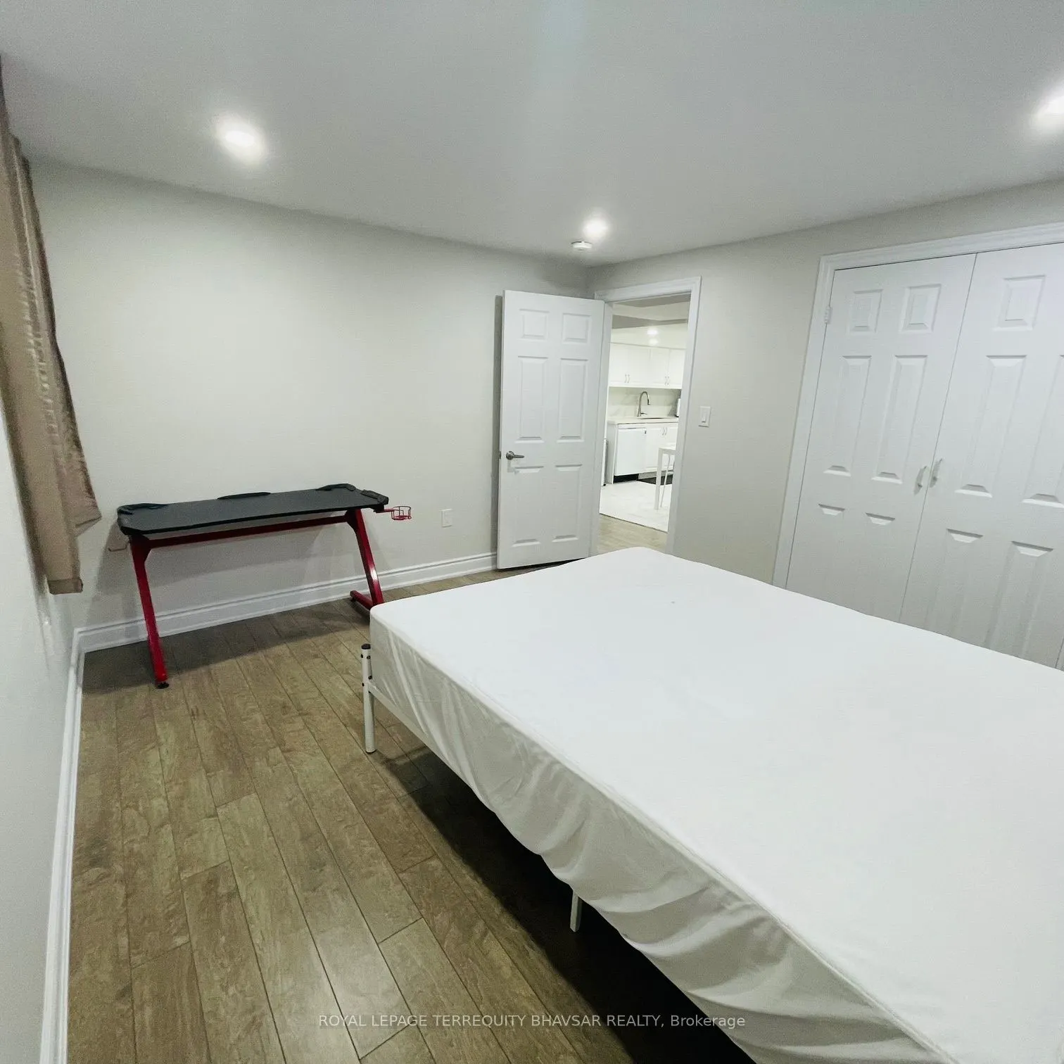 738 Twain Avenue, #Basement