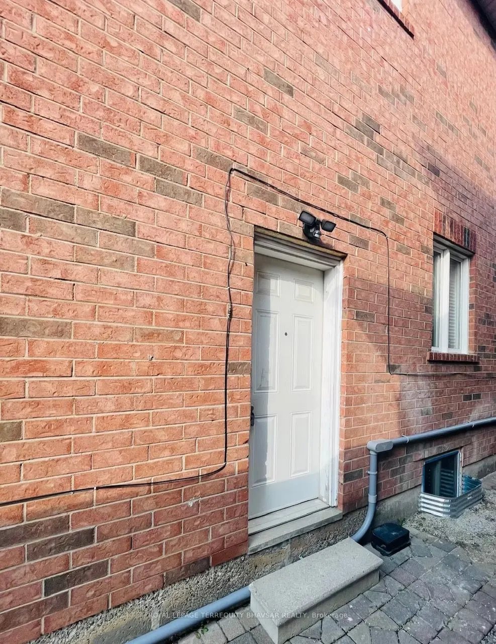 738 Twain Avenue, #Basement