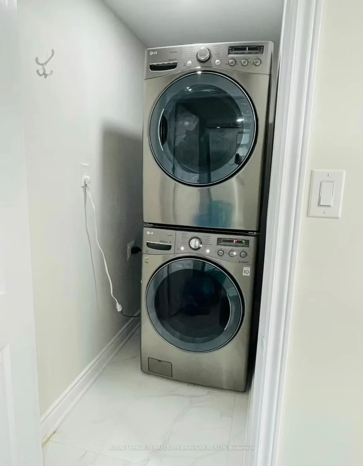 738 Twain Avenue, #Basement