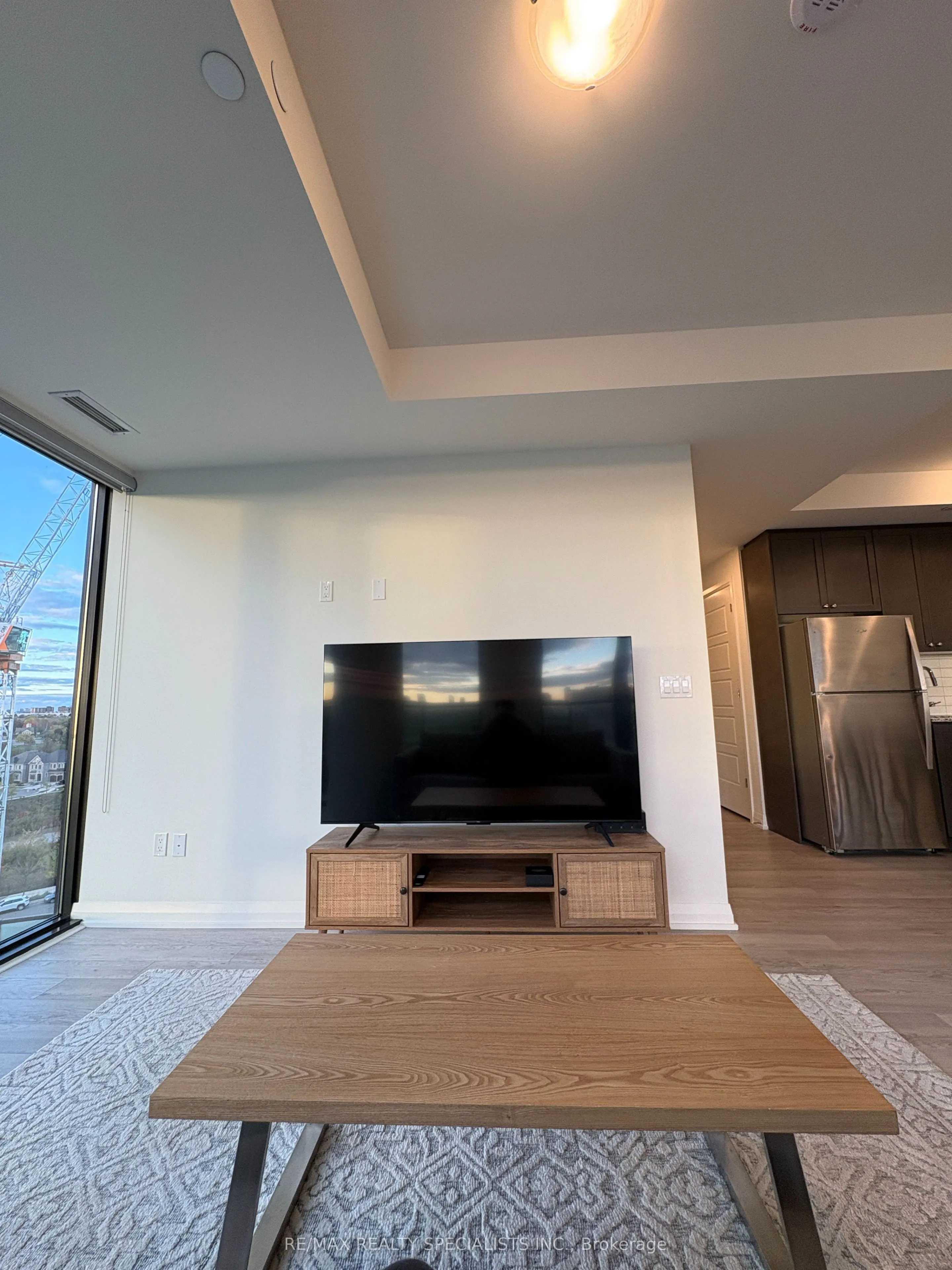 3006 William Cutmore Boulevard, #811