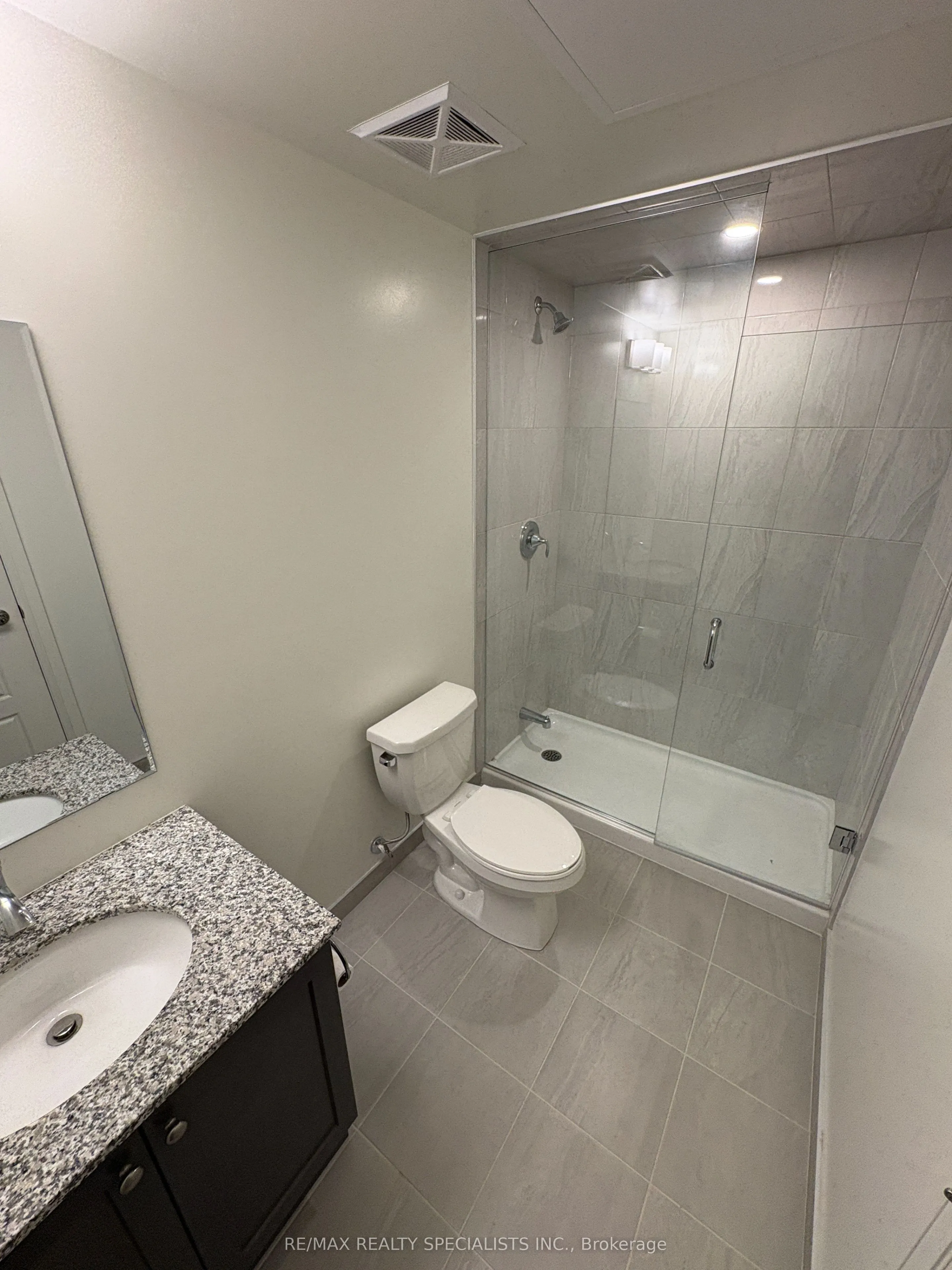 3006 William Cutmore Boulevard, #811