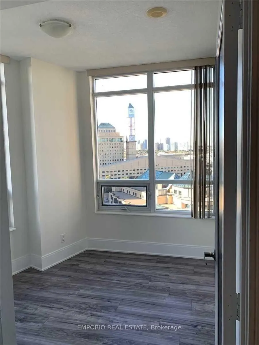 330 Burnhamthorpe Road W, #1604