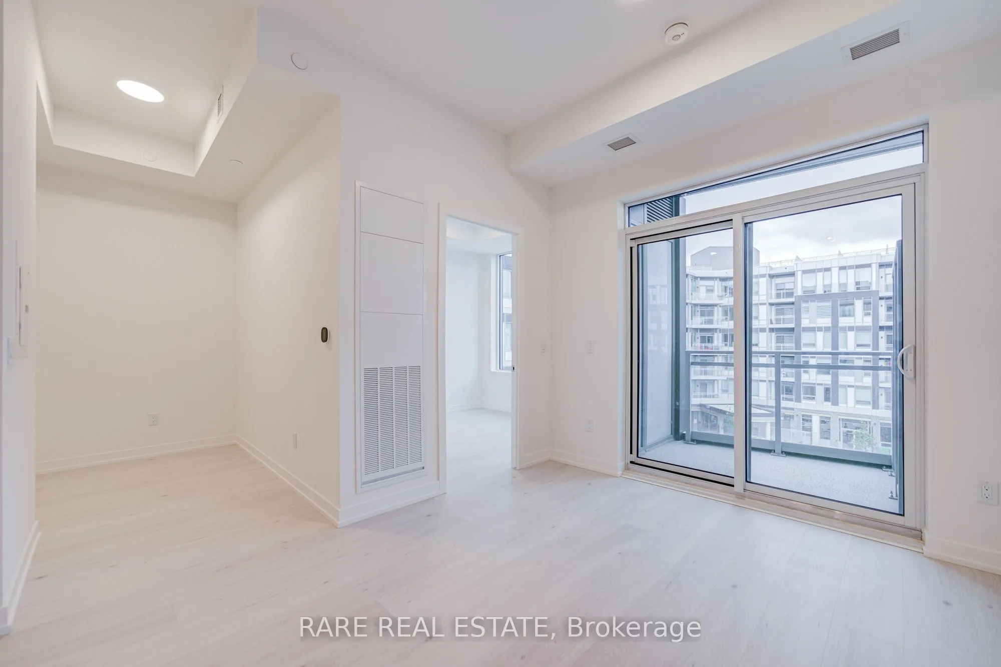 2501 Saw Whet Boulevard, #403