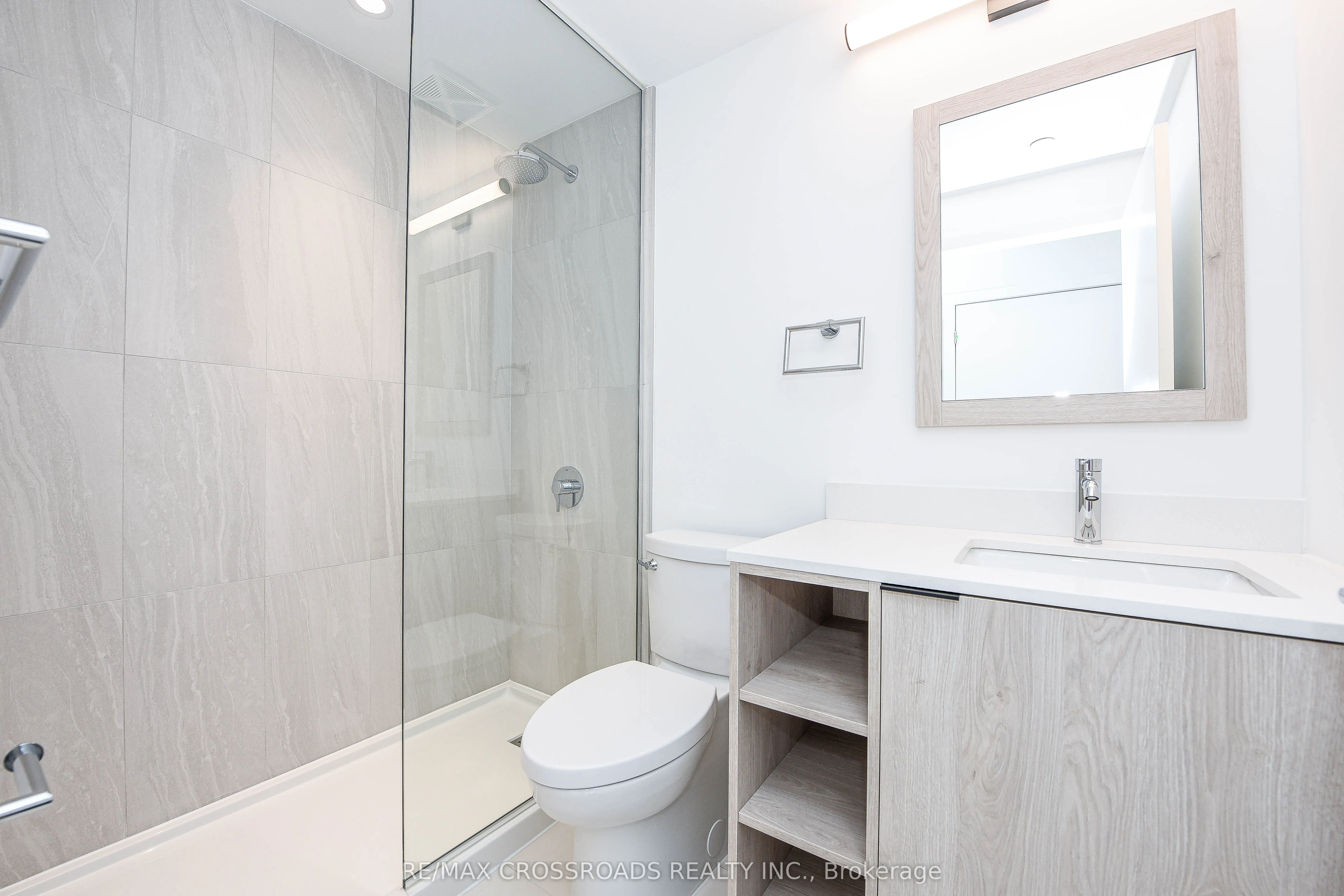 1007 The Queensway, #416