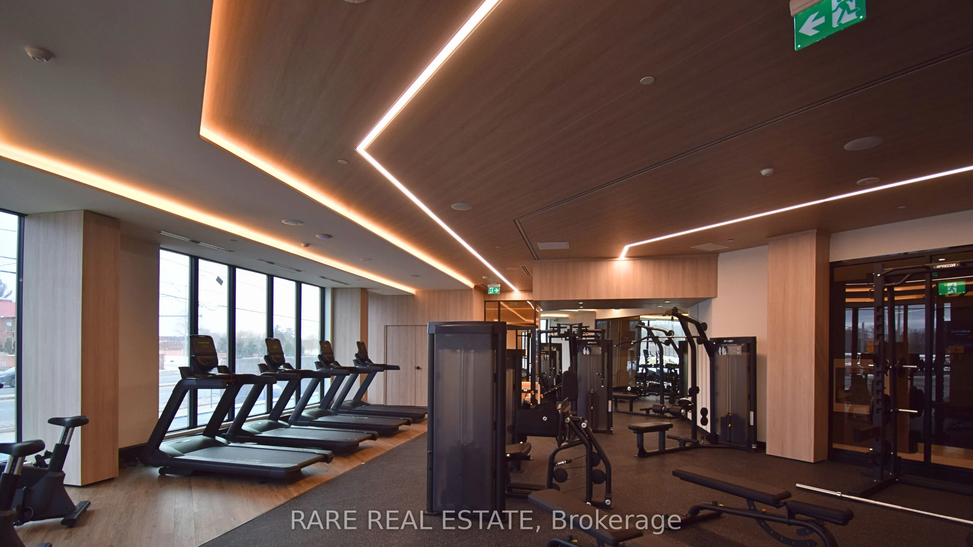 2501 Saw Whet Boulevard, #450