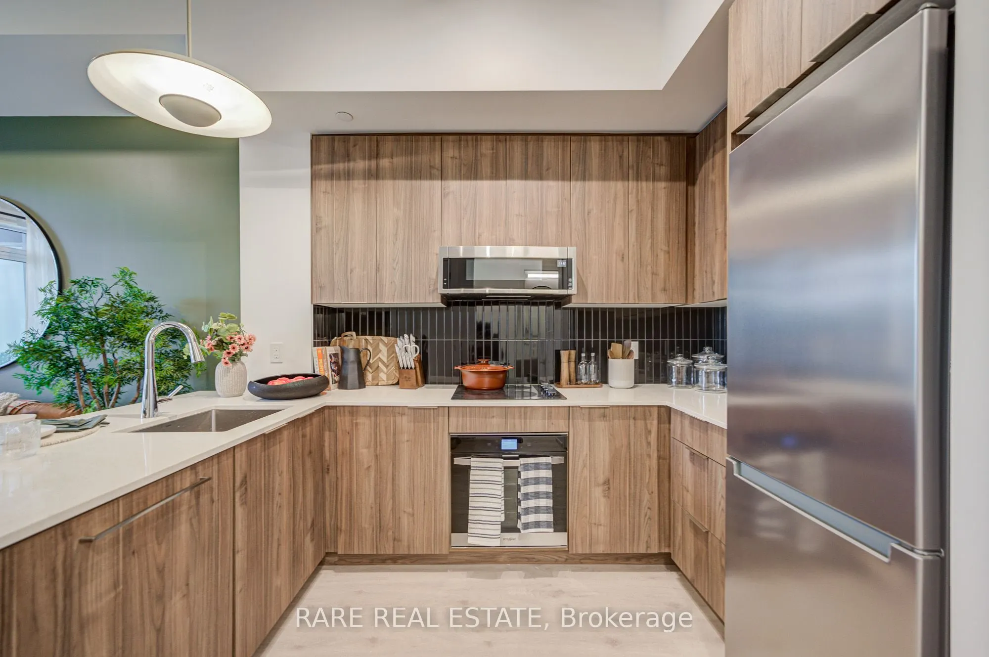 2501 Saw Whet Boulevard, #450