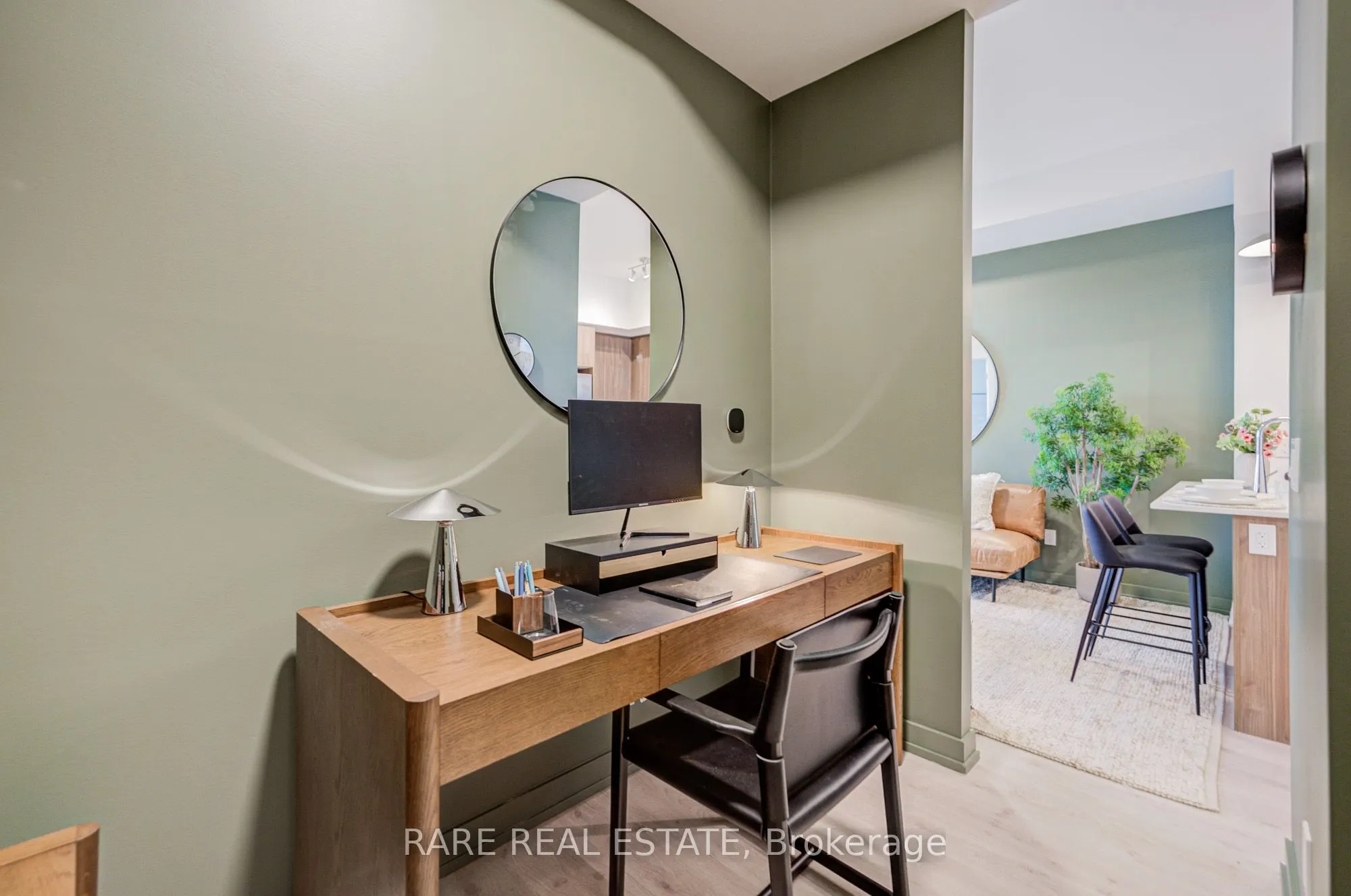 2501 Saw Whet Boulevard, #450