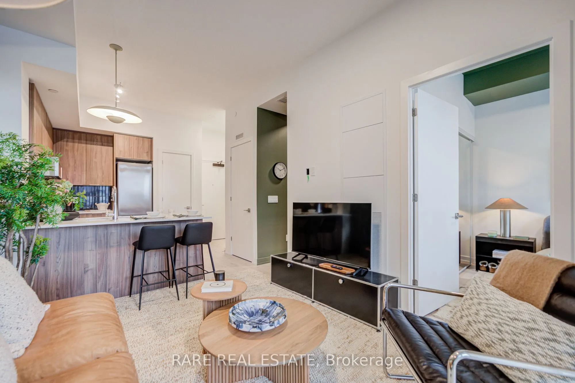 2501 Saw Whet Boulevard, #450