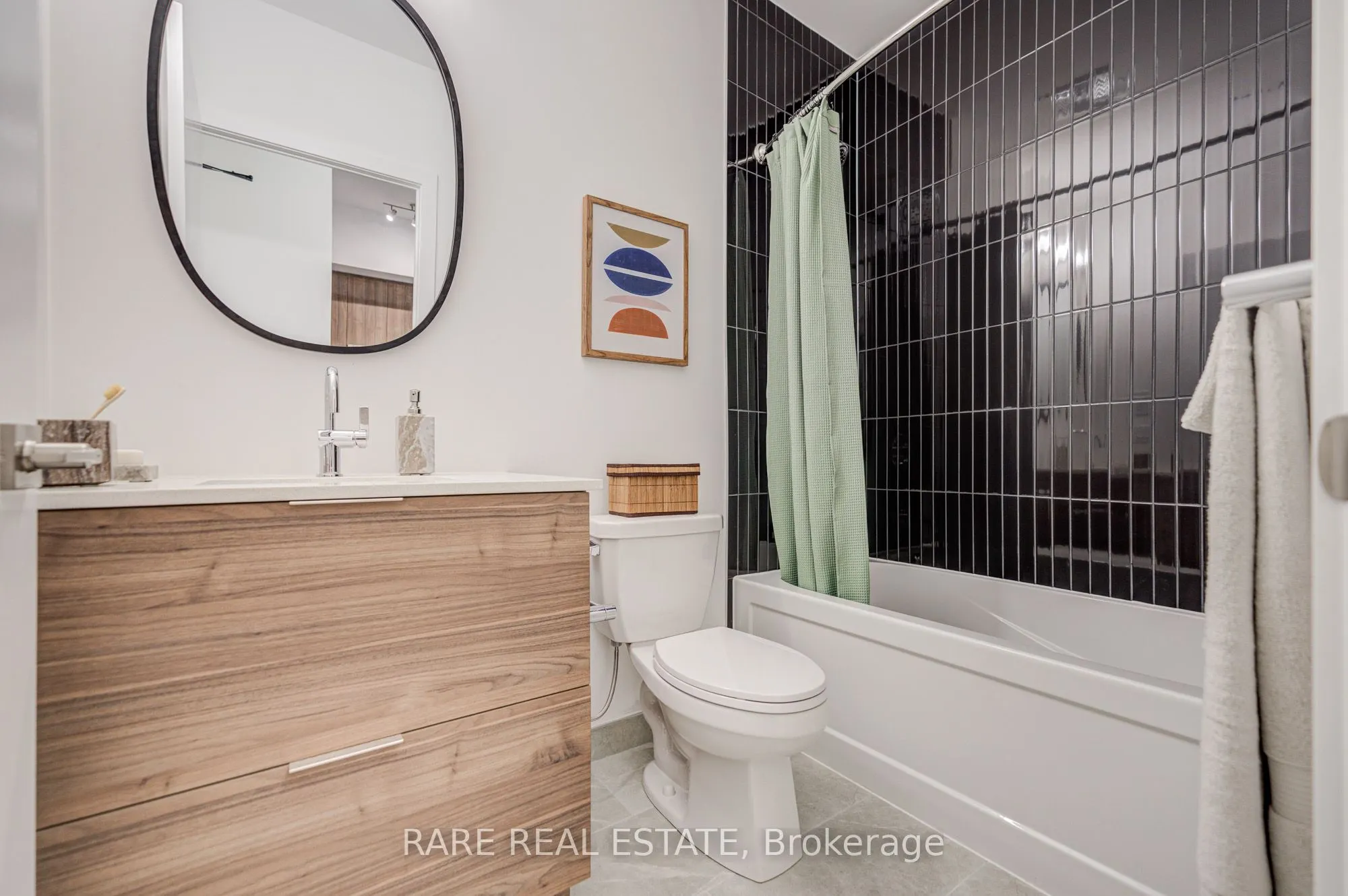 2501 Saw Whet Boulevard, #450