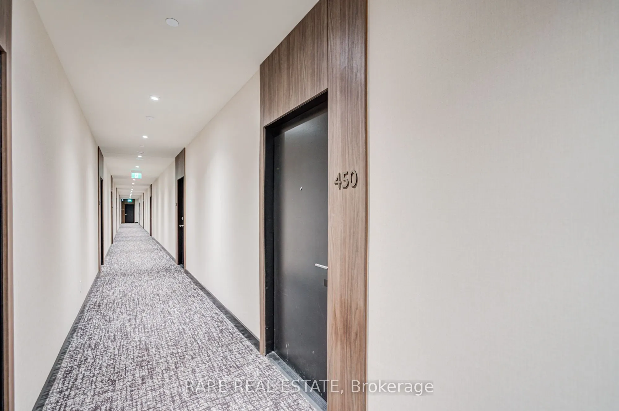 2501 Saw Whet Boulevard, #450