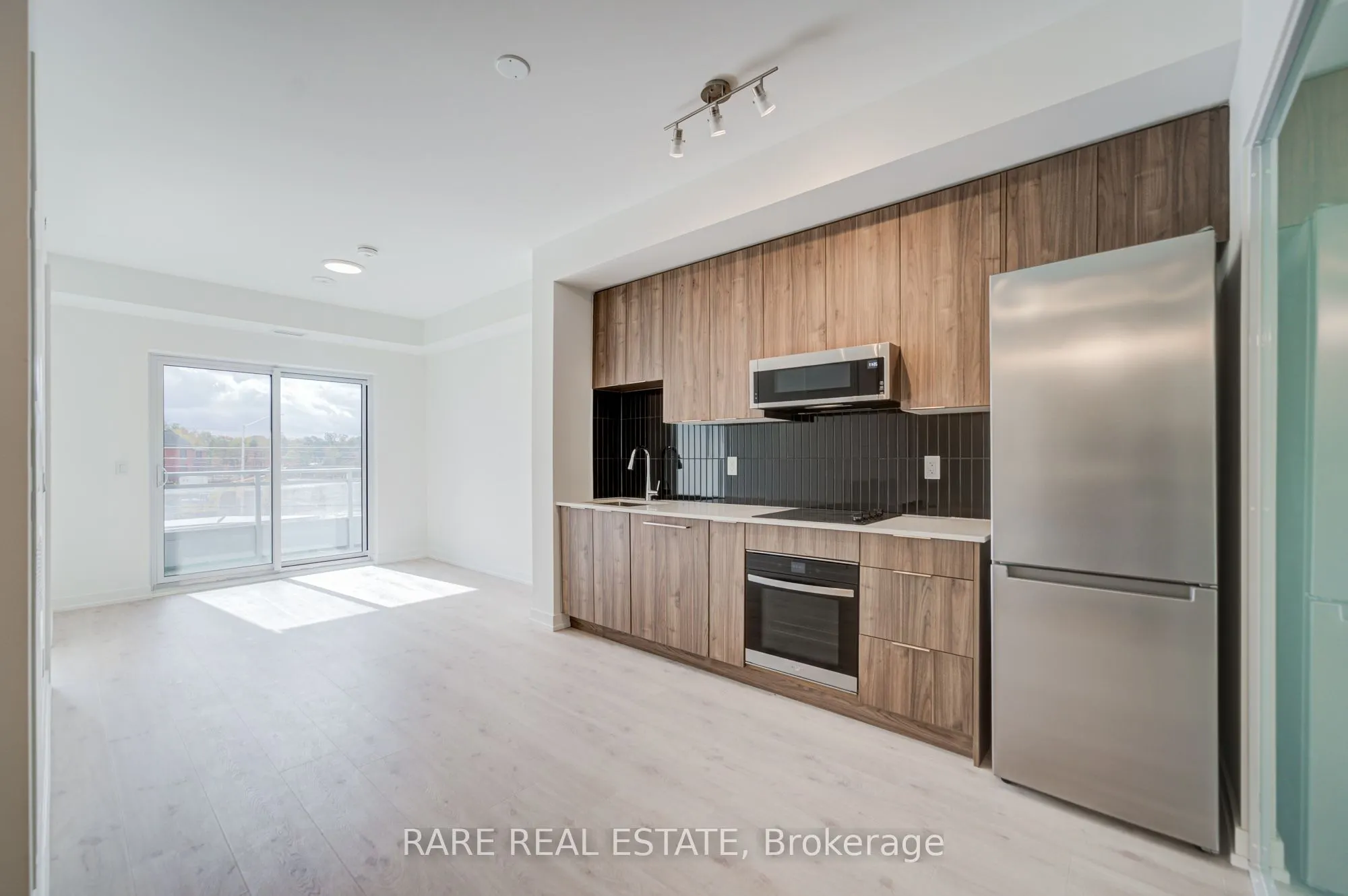 2501 Saw Whet Boulevard, #224