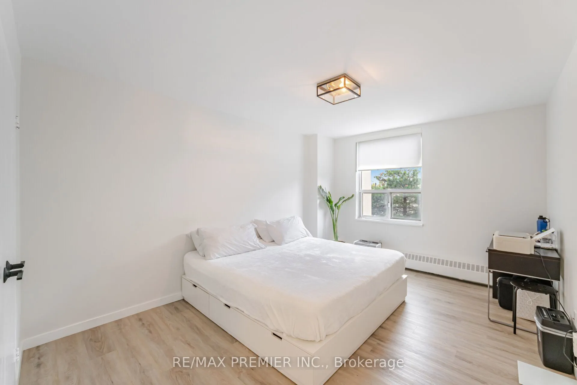 9 Four Winds Drive, #411