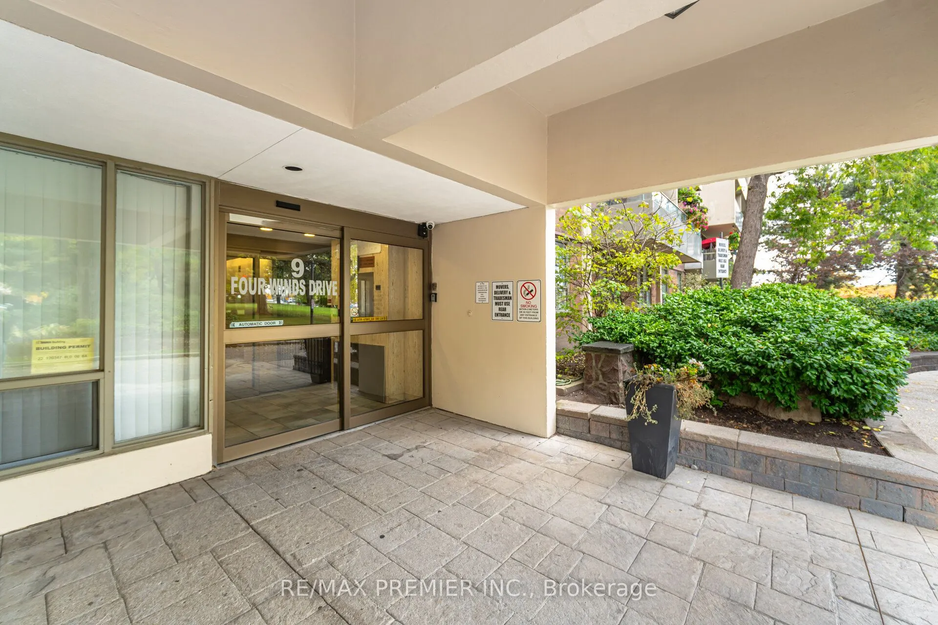 9 Four Winds Drive, #411