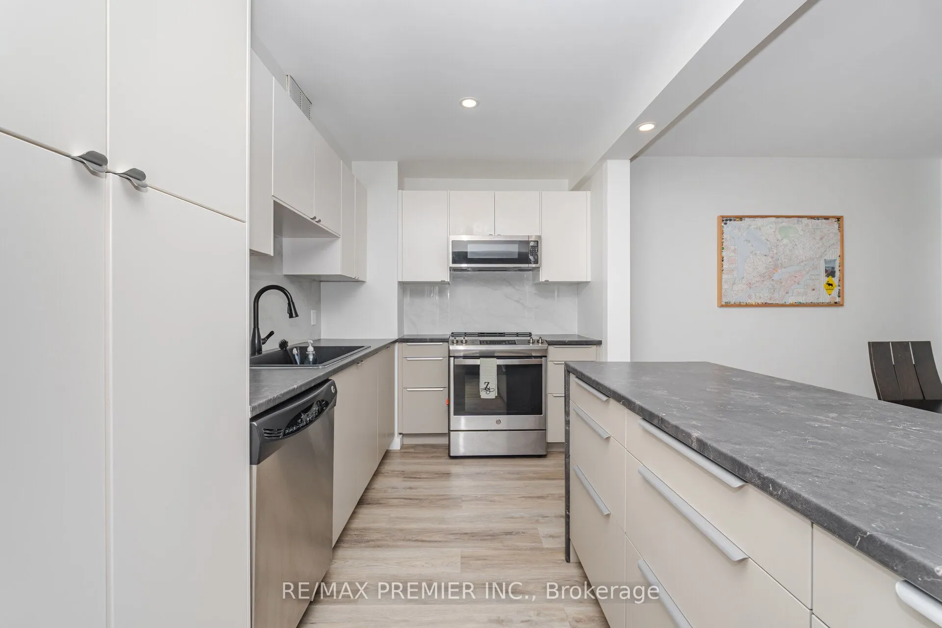 9 Four Winds Drive, #411