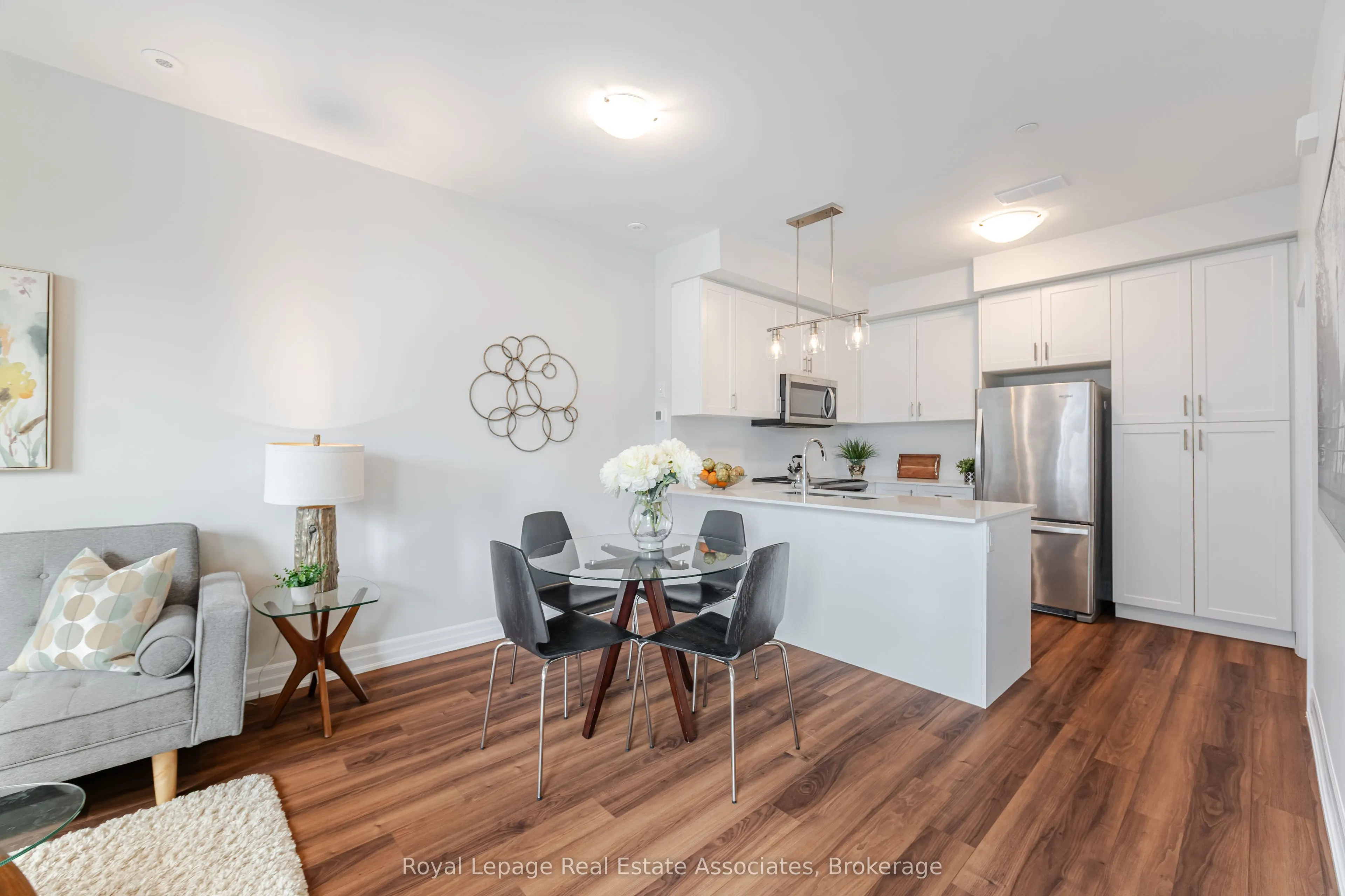 665 Cricklewood Drive, #728