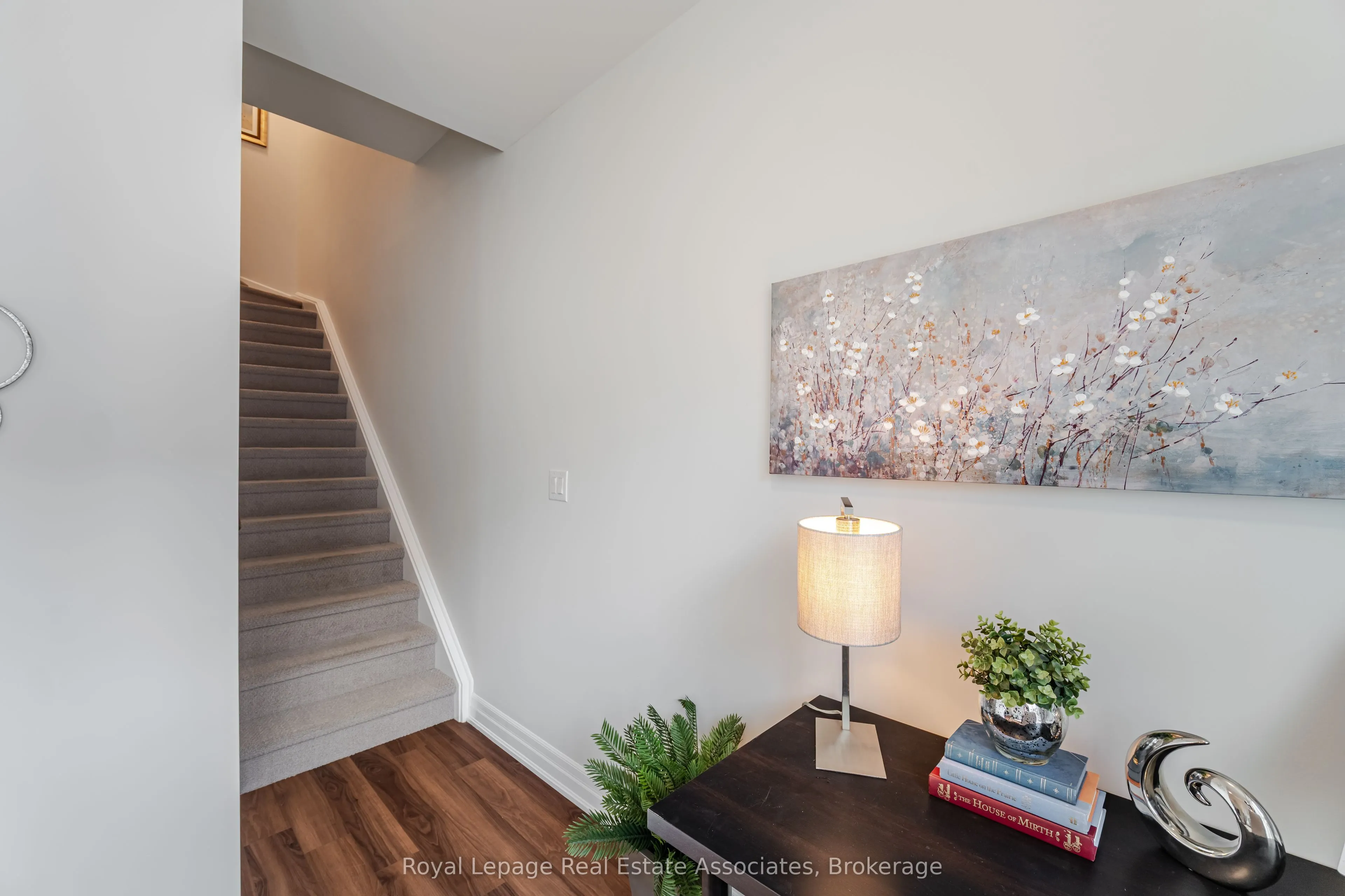 665 Cricklewood Drive, #728