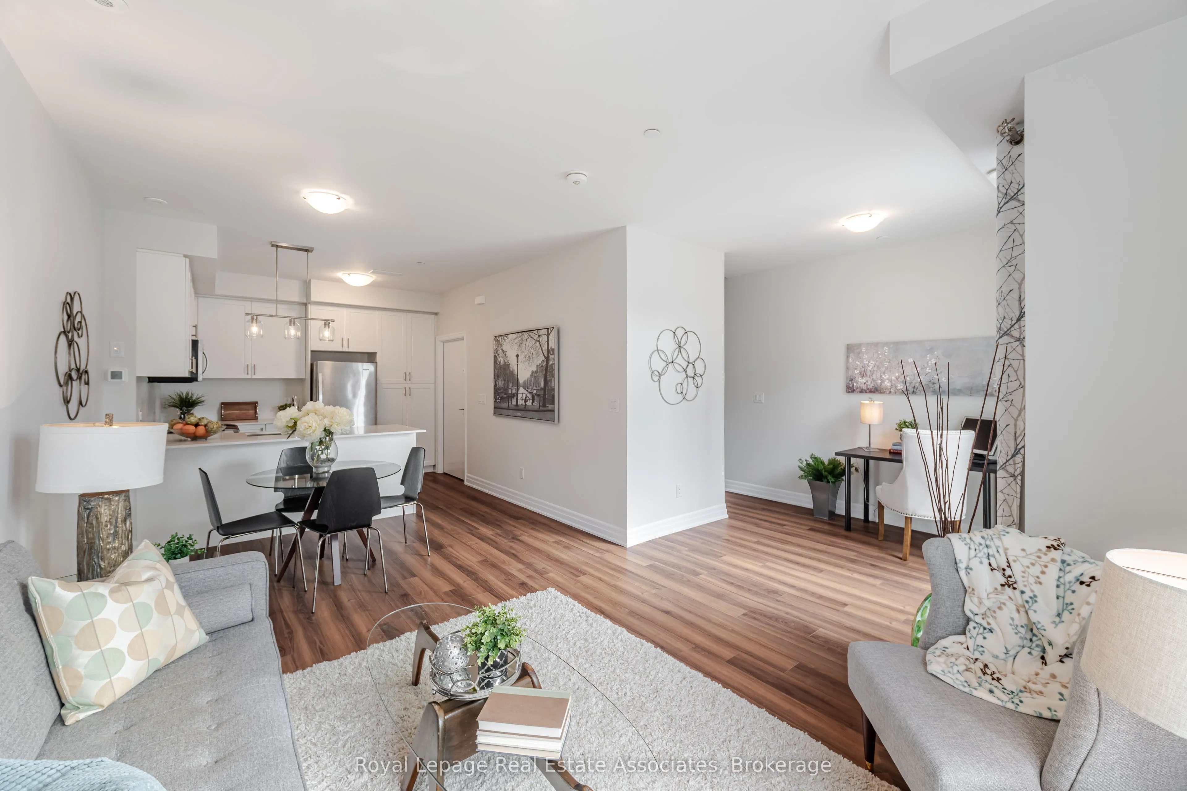 665 Cricklewood Drive, #728