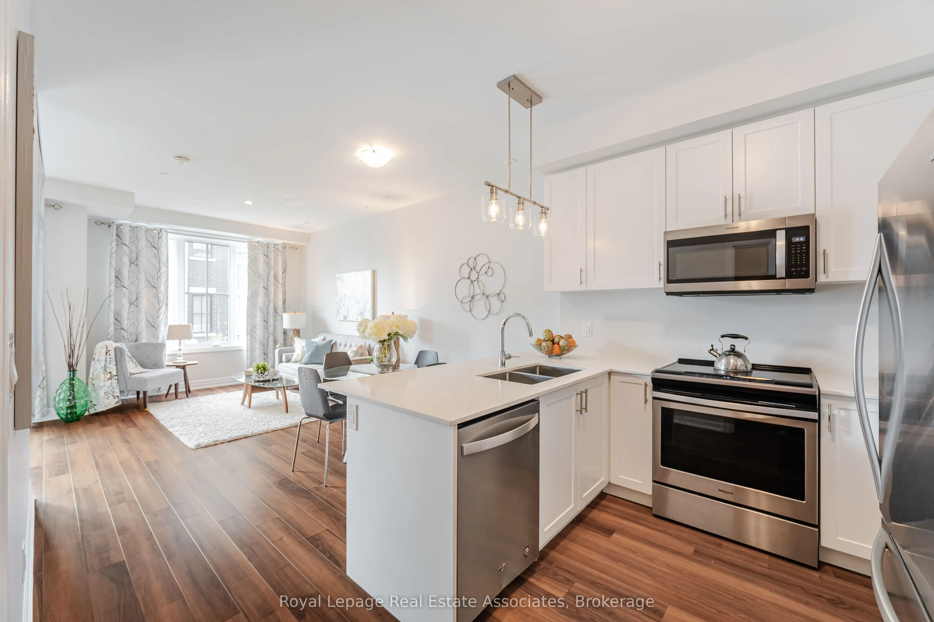 665 Cricklewood Drive, #728