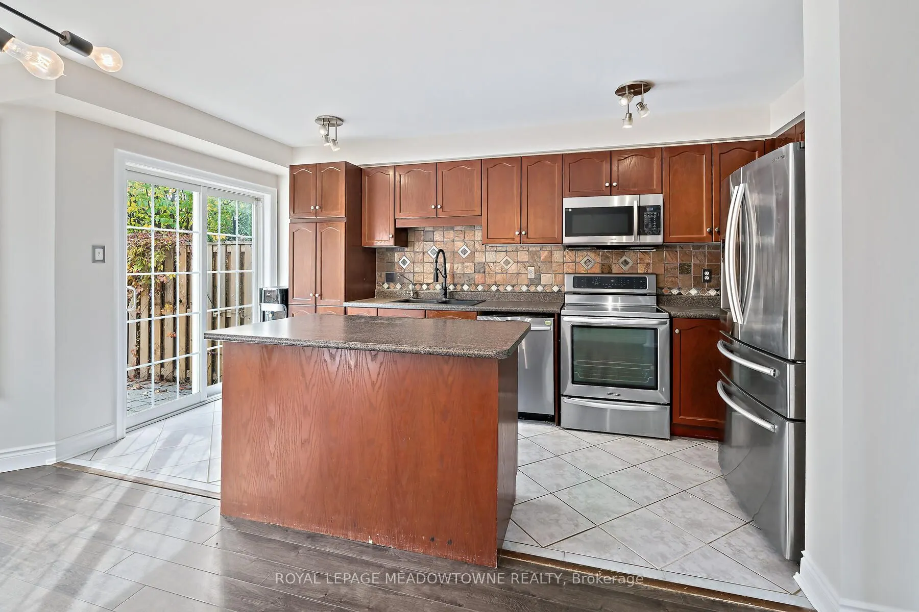 128 Dominion Gardens Drive