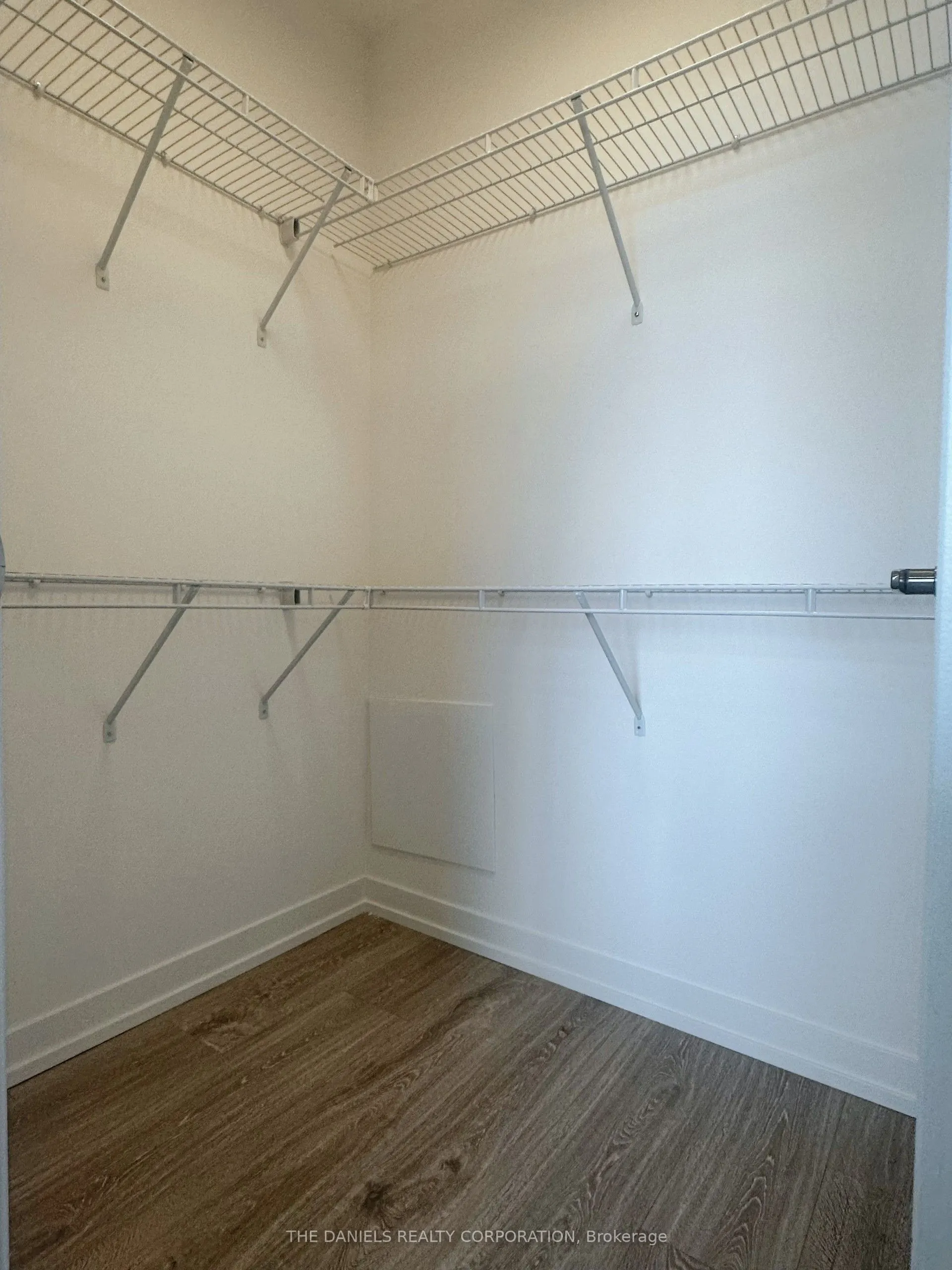 2485 Eglinton Avenue W, #622