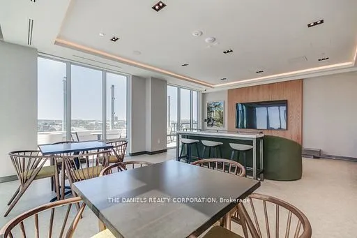 2485 Eglinton Avenue W, #622