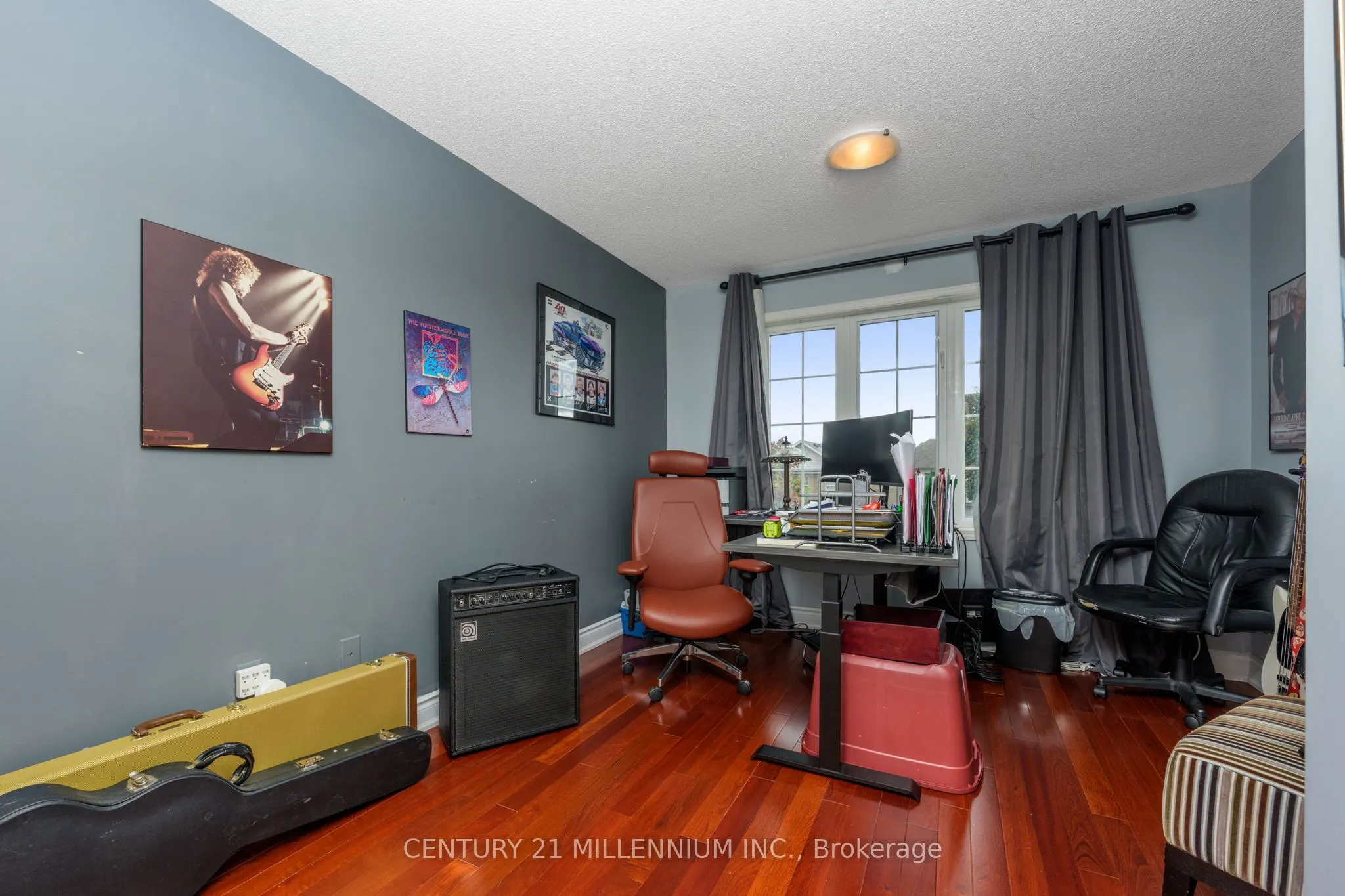 23 Upper Highlands Drive