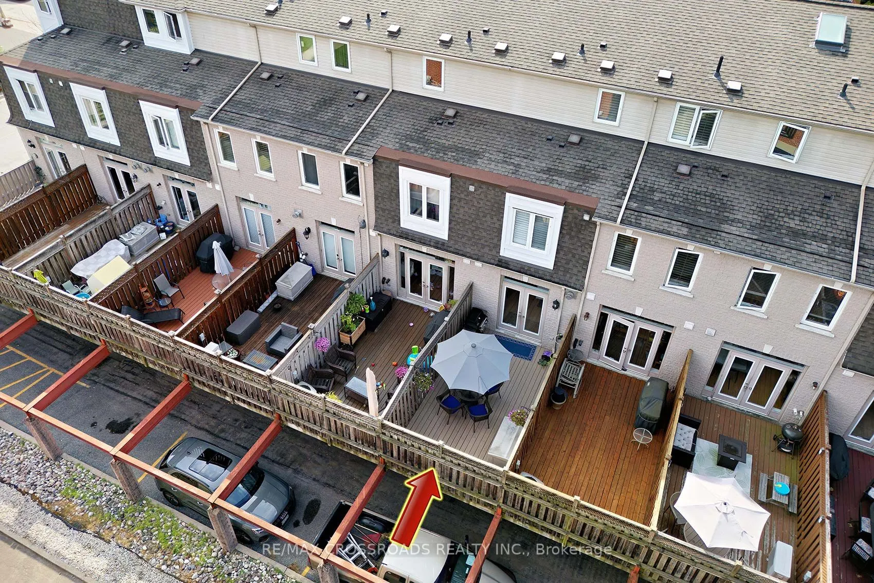 3890 Bloor Street W, #6