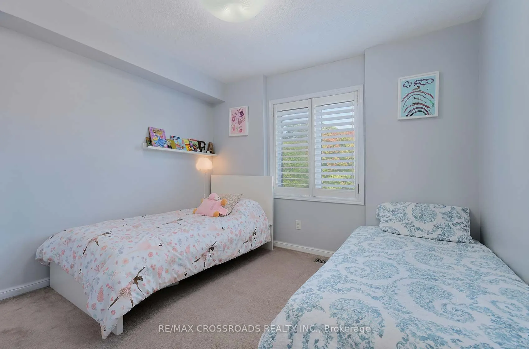 3890 Bloor Street W, #6