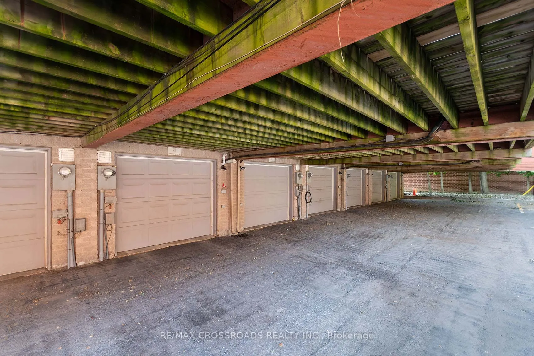 3890 Bloor Street W, #6