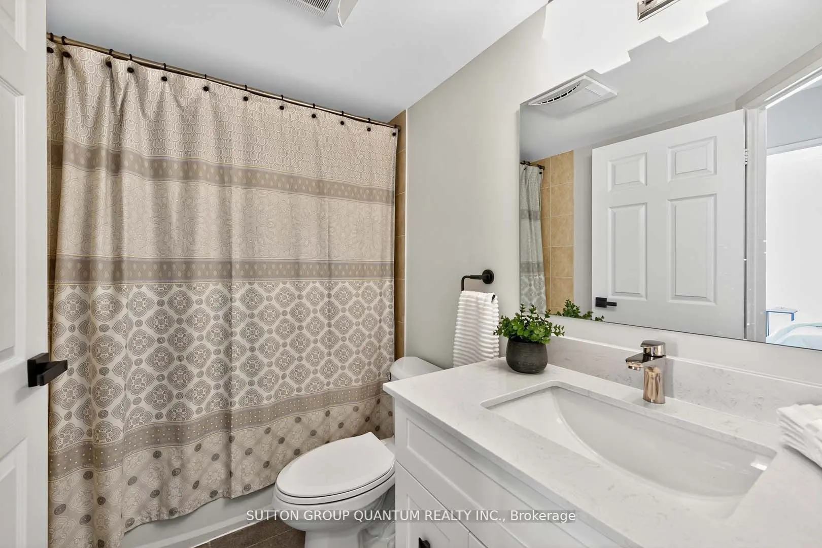 3501 Glen Erin Drive, #407