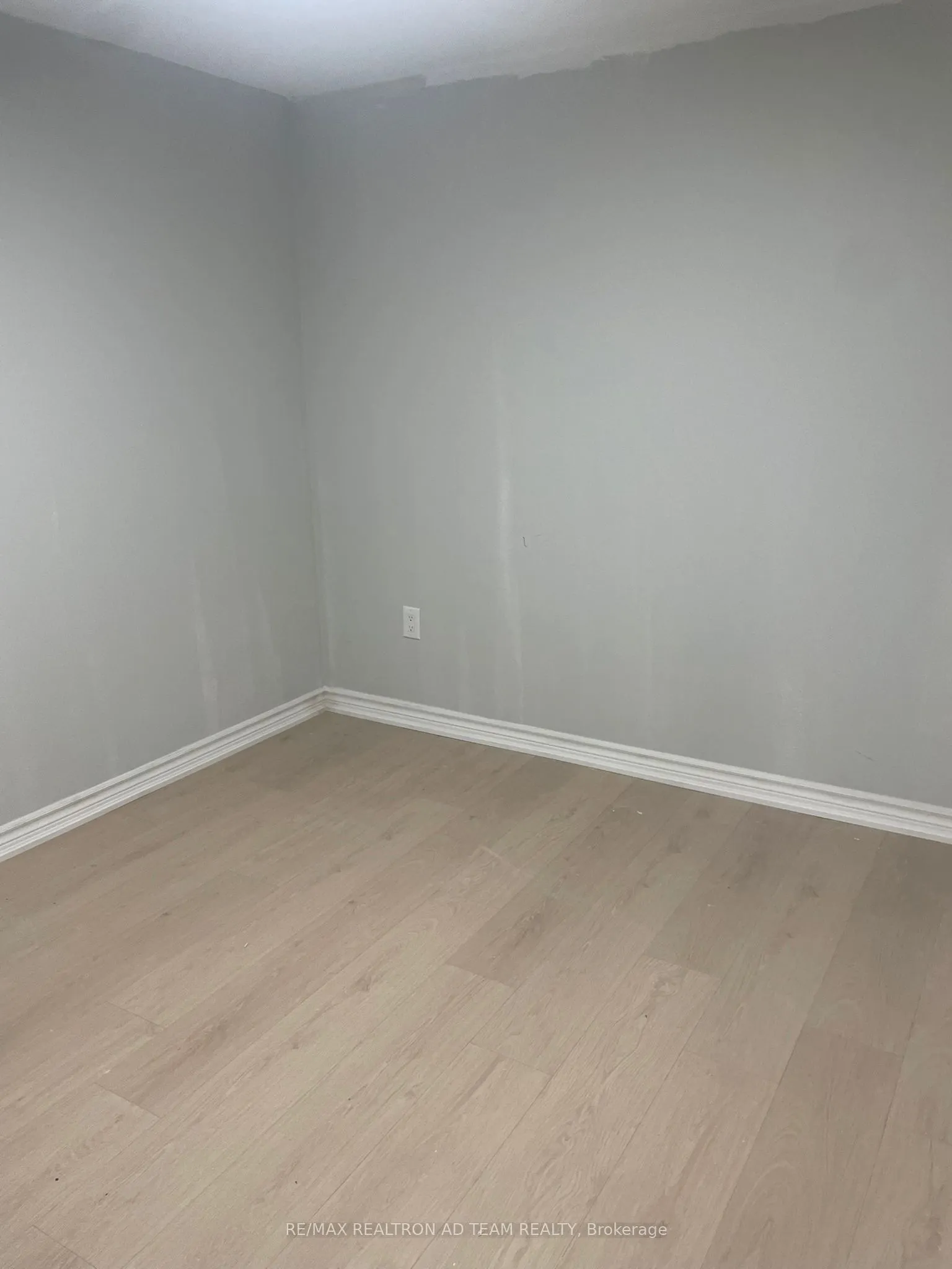 2365 Bostock Crescent, #Basement