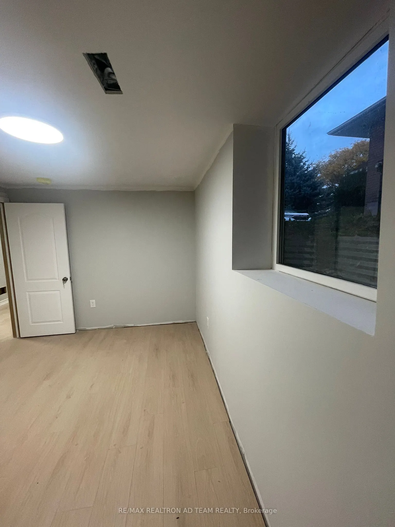 2365 Bostock Crescent, #Basement