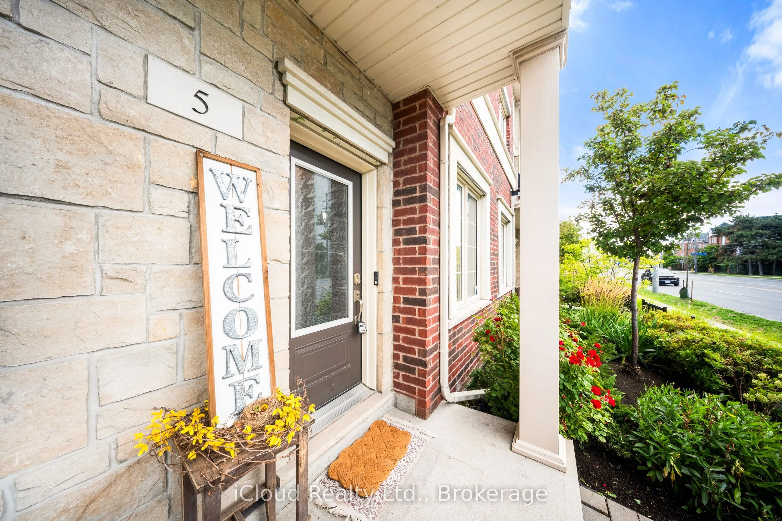 636 Evans Avenue, #5