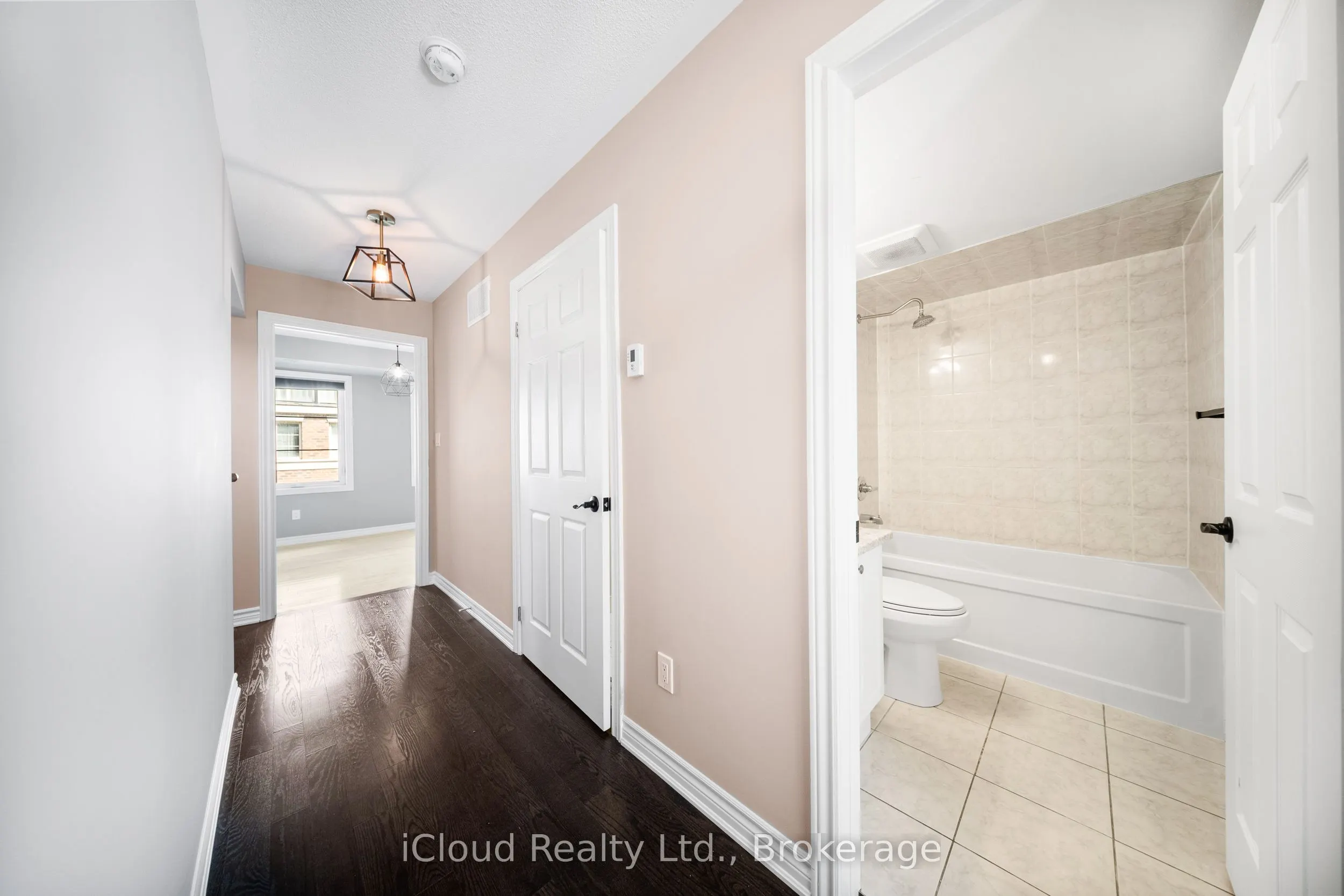 636 Evans Avenue, #5