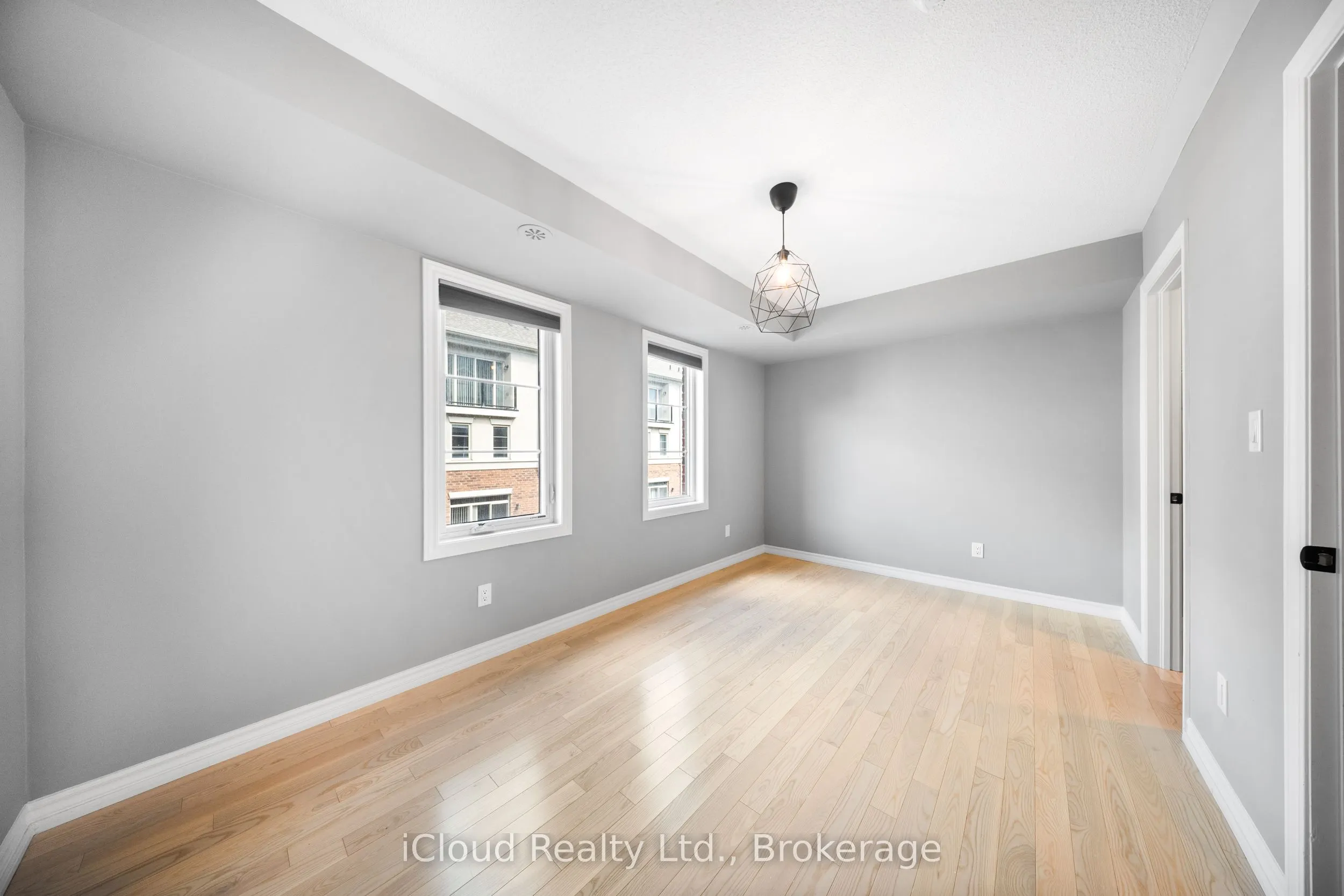 636 Evans Avenue, #5