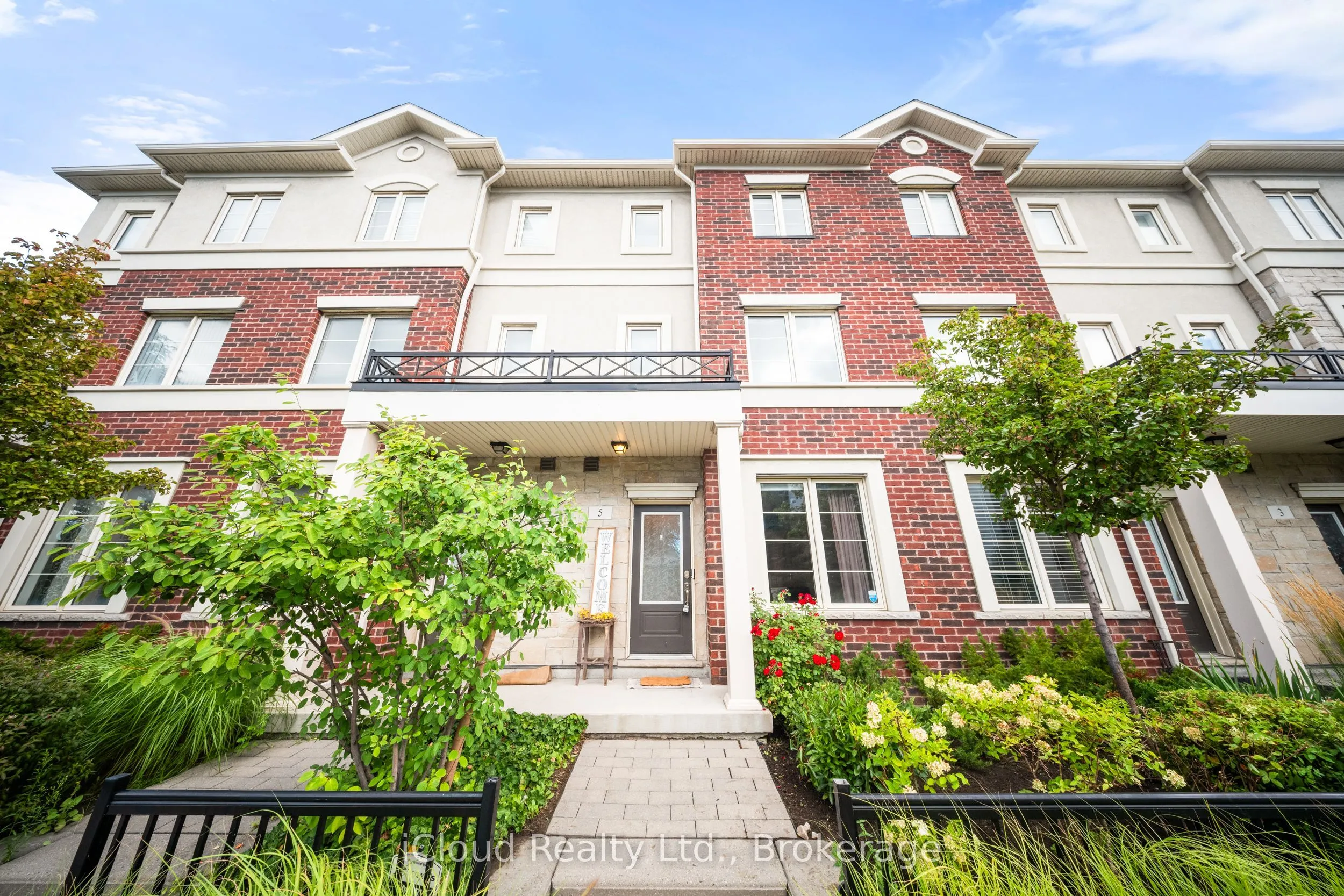 636 Evans Avenue, #5