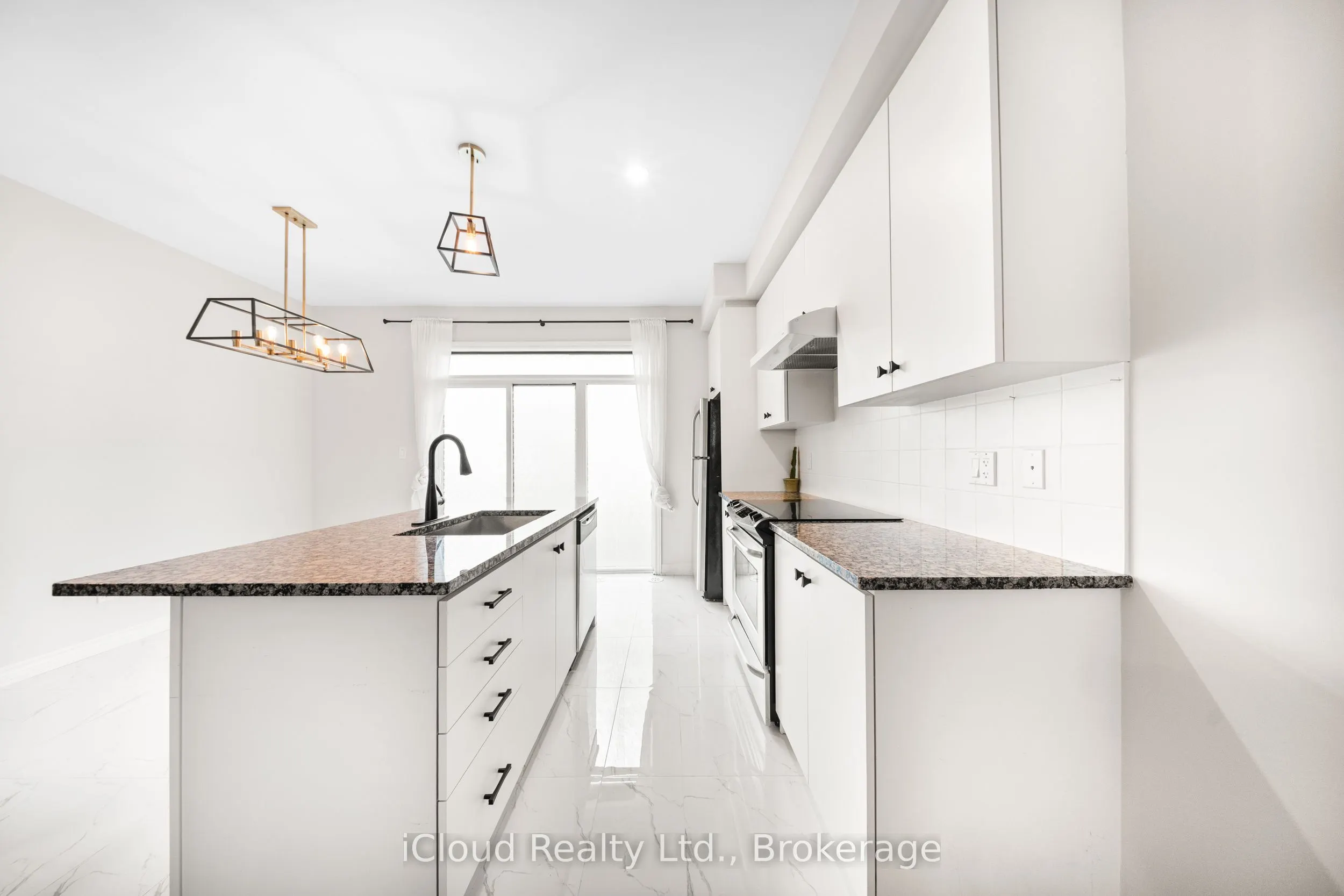 636 Evans Avenue, #5