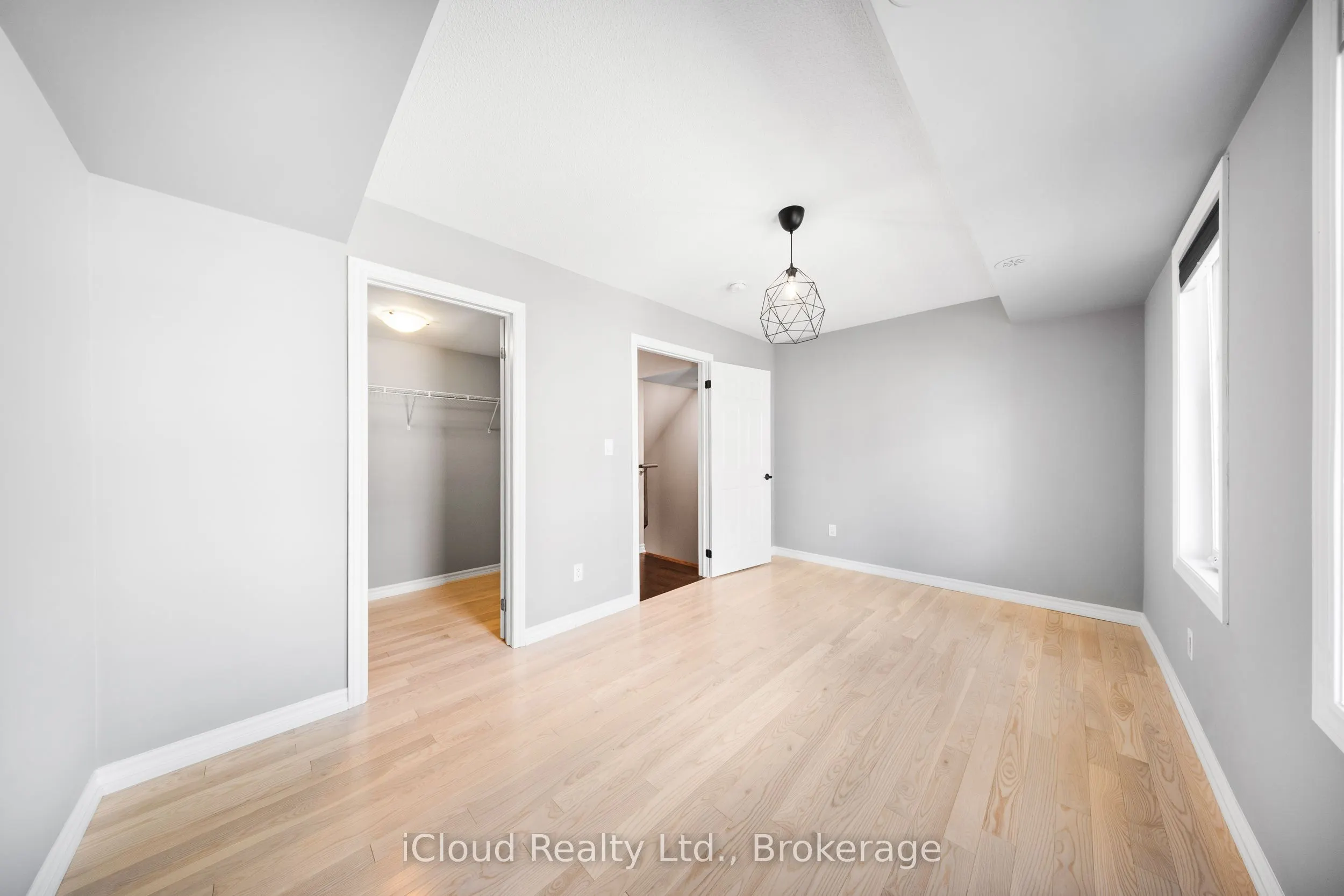 636 Evans Avenue, #5