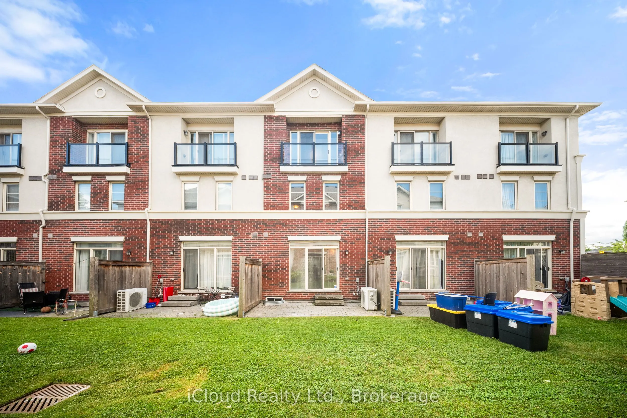 636 Evans Avenue, #5