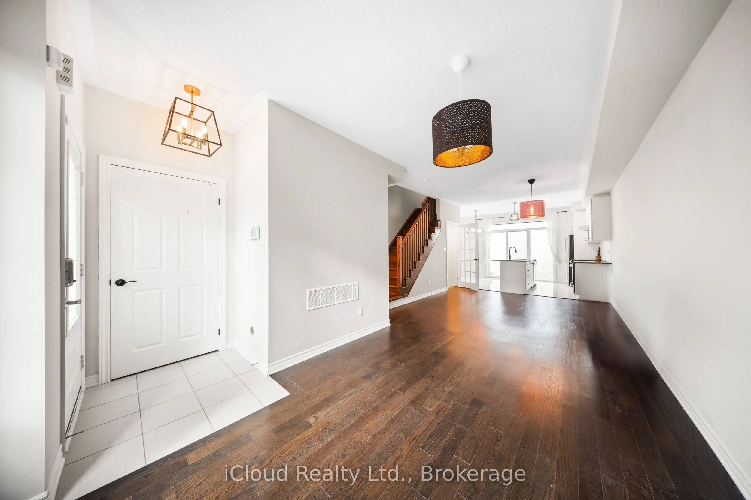 636 Evans Avenue, #5
